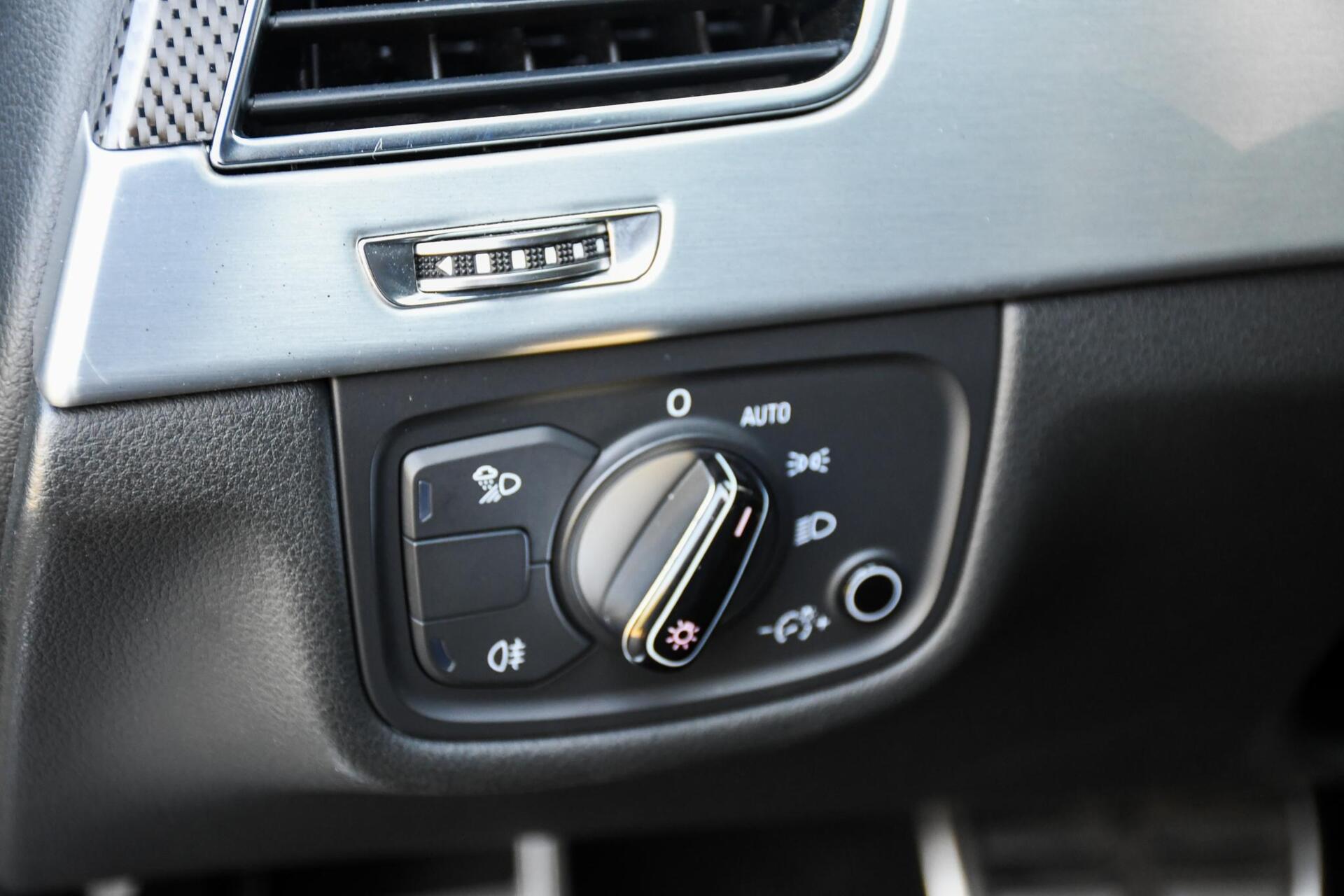 Foto van Audi S8