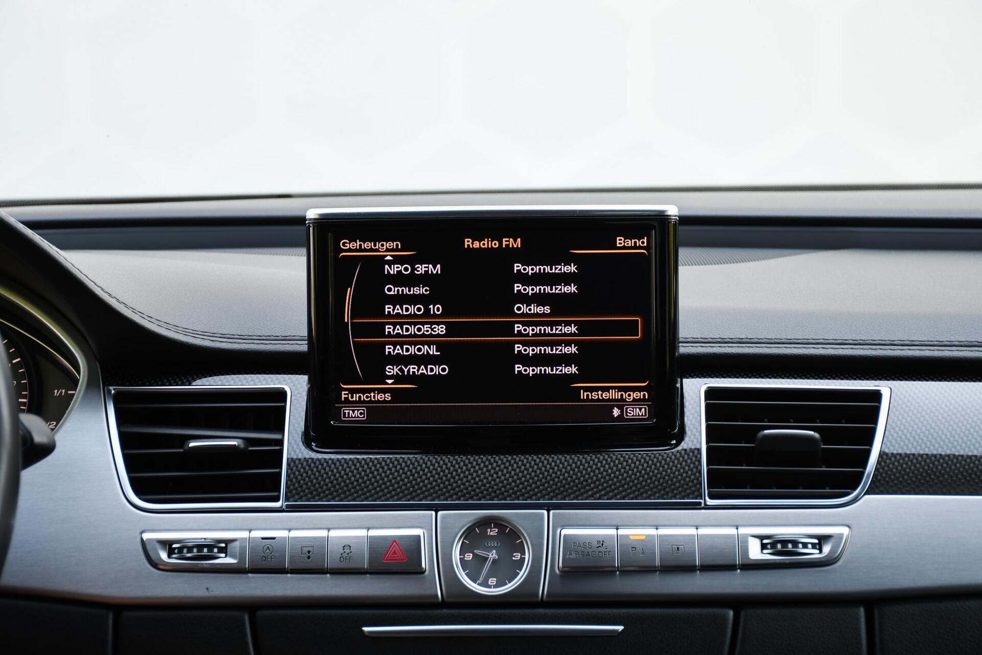 Foto van Audi S8