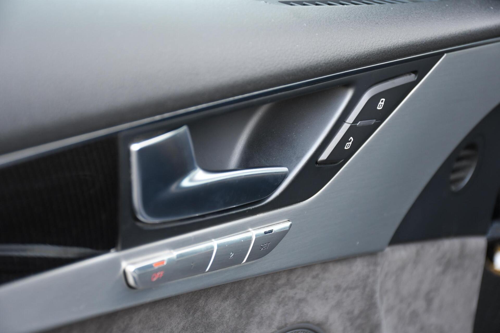Foto van Audi S8