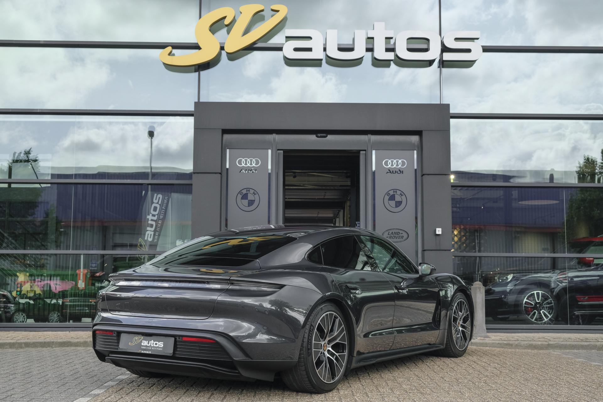 Foto van Porsche Taycan