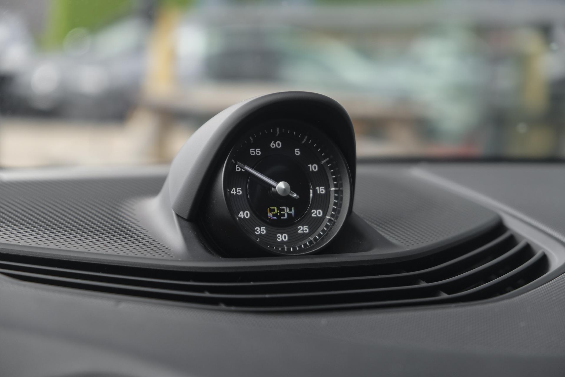 Foto van Porsche Taycan