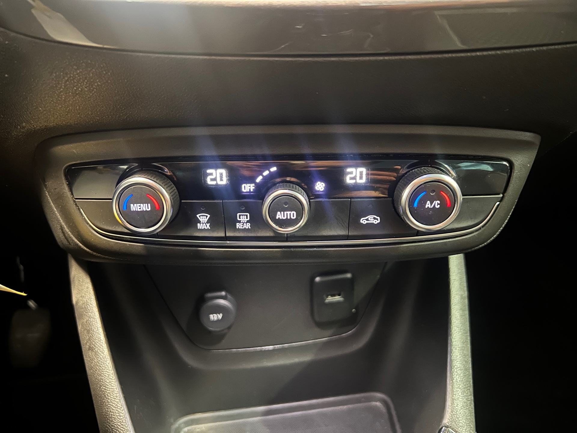 Foto van Opel Crossland X