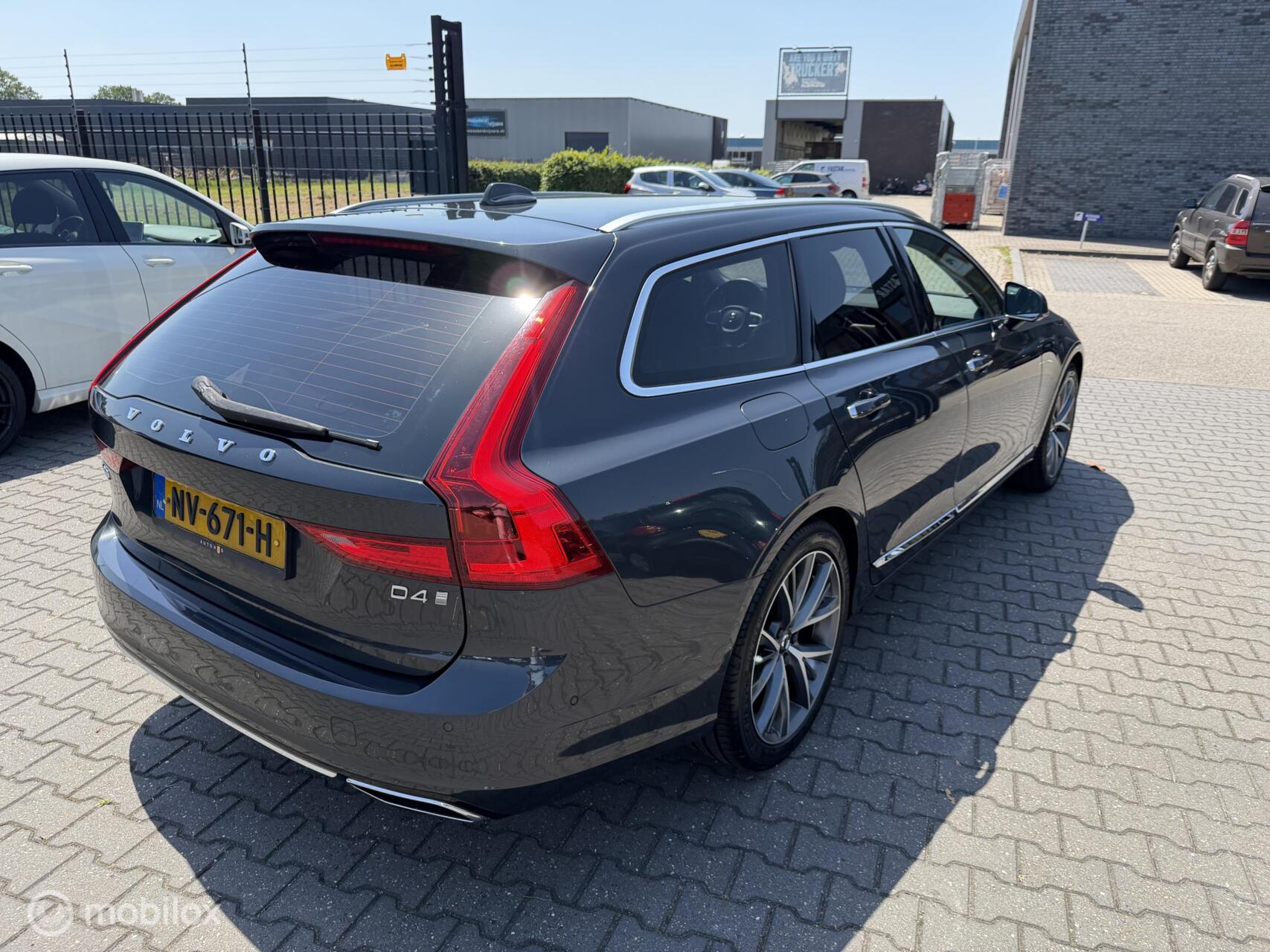 Foto van Volvo V90