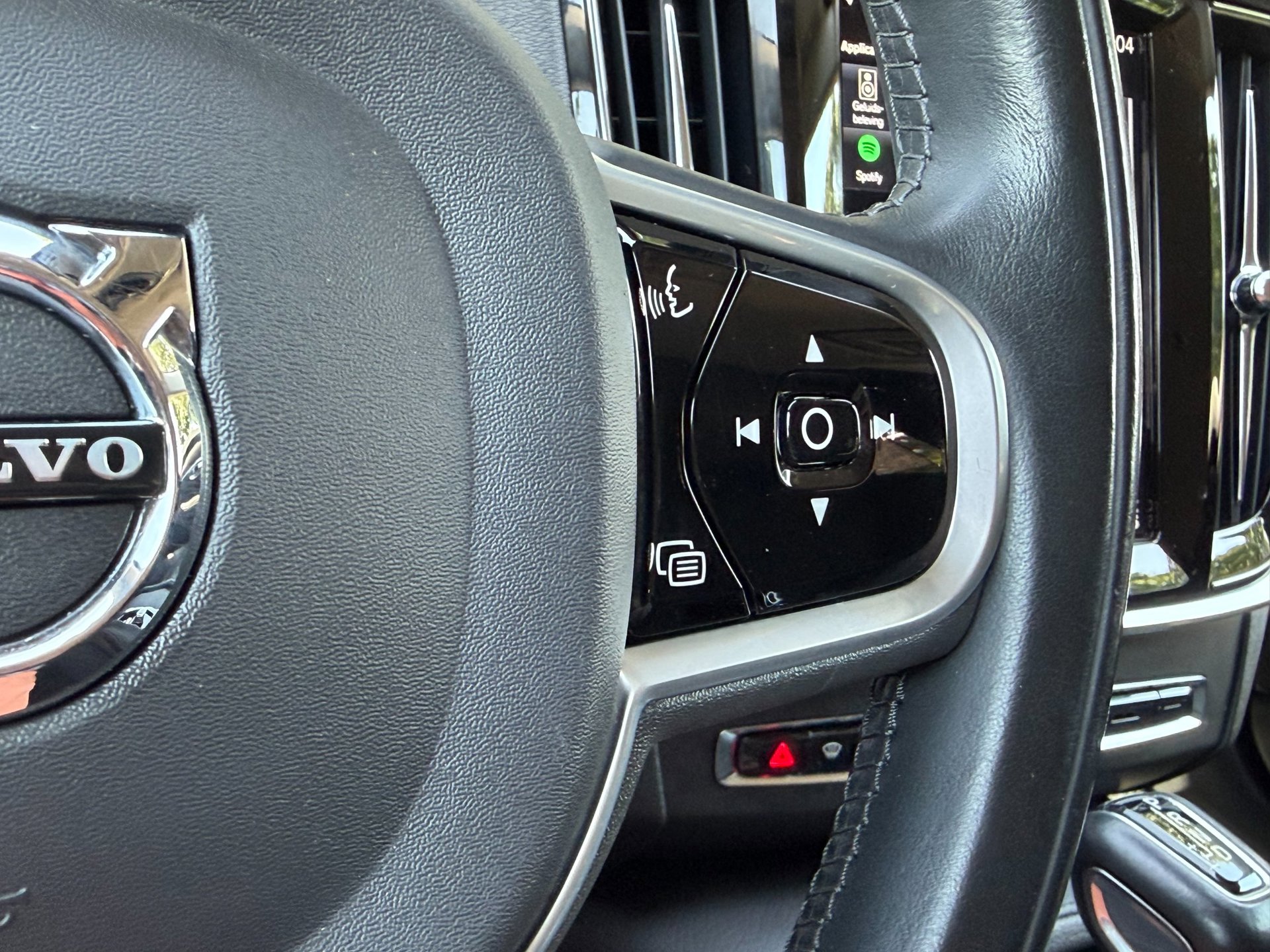 Foto van Volvo V90 Cross Country