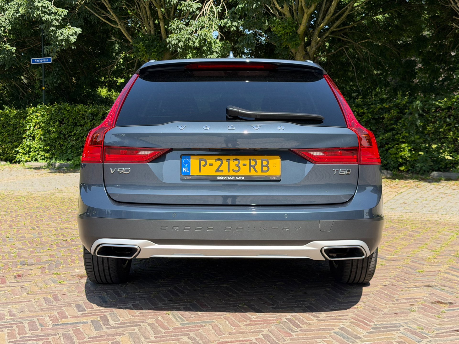 Foto van Volvo V90 Cross Country