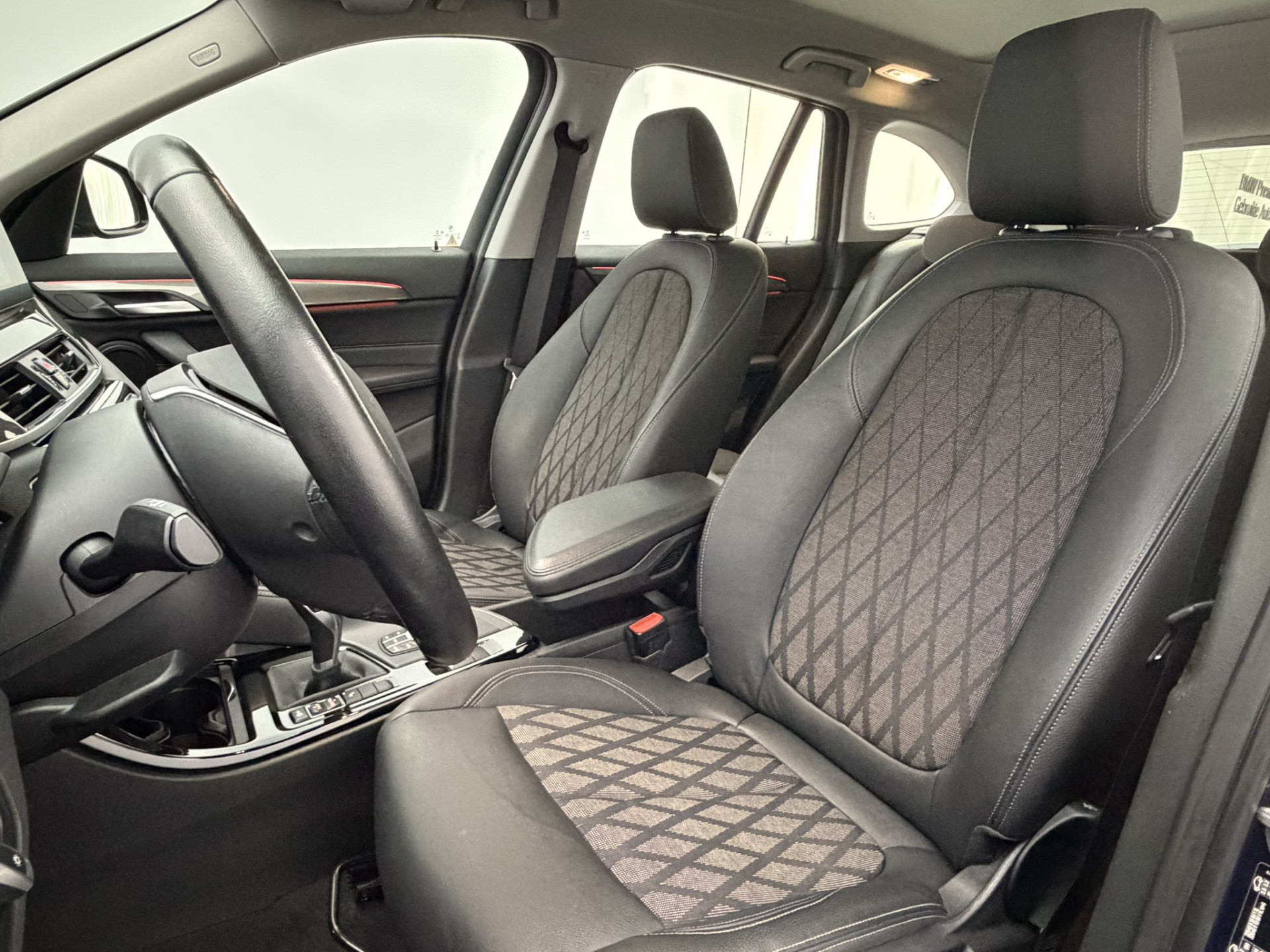 Foto van BMW X1 Sdrive20i