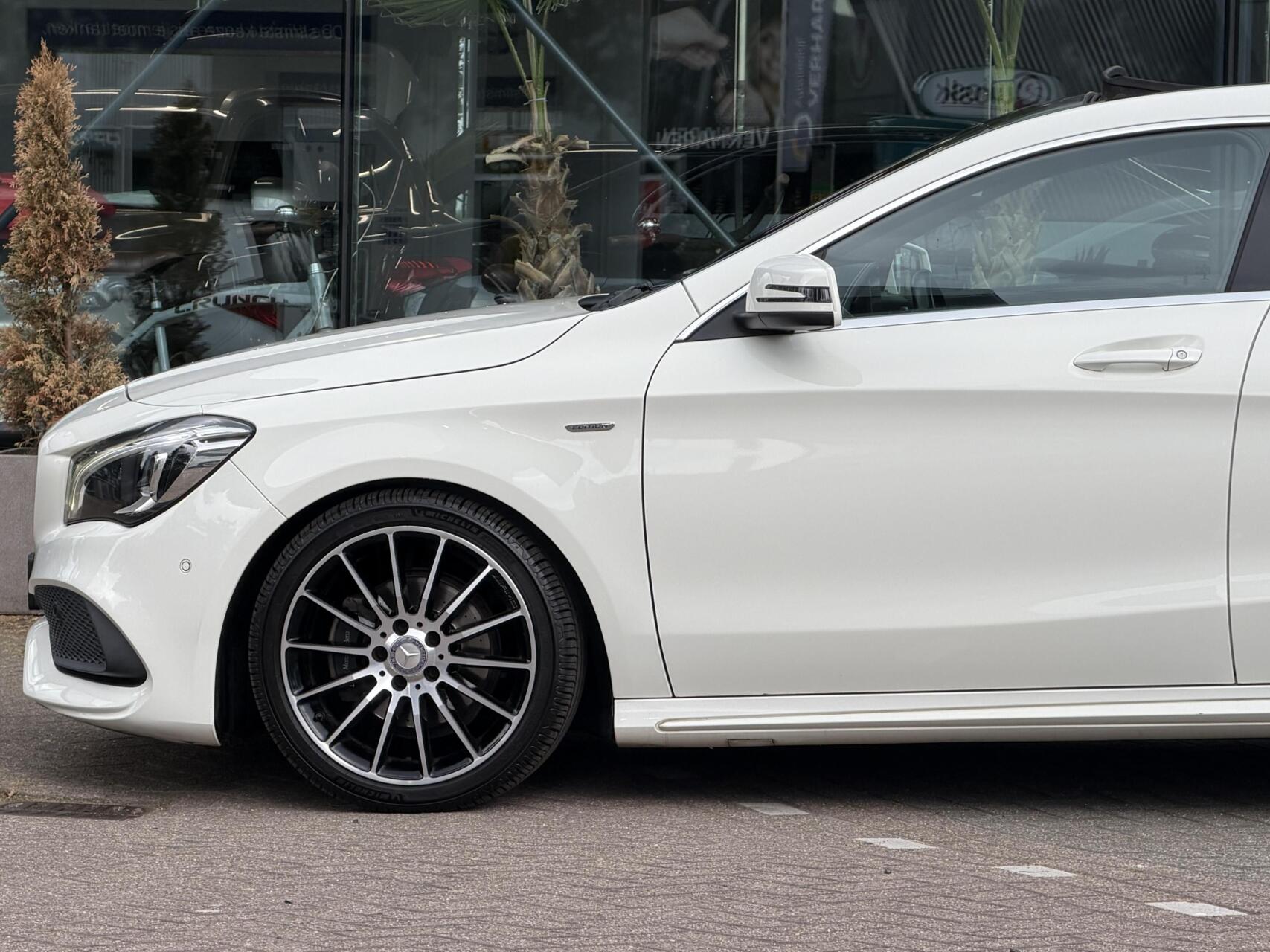 Foto van Mercedes-Benz Cla 180