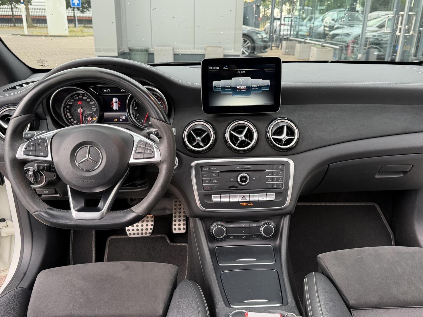 Foto van Mercedes-Benz Cla 180