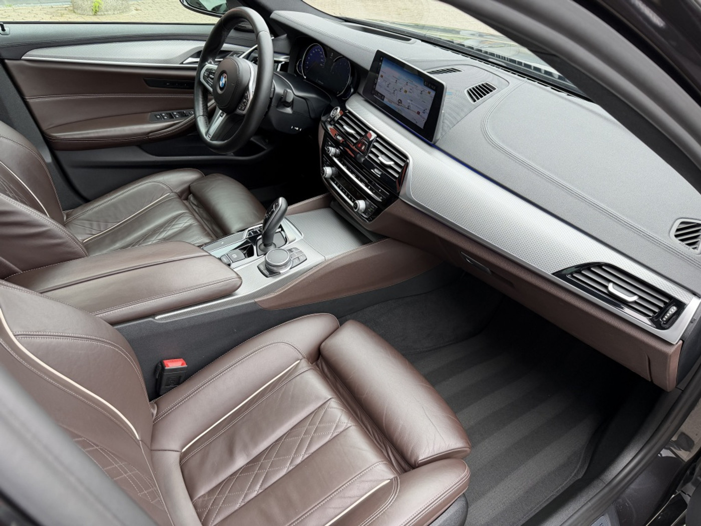 Foto van BMW 540i