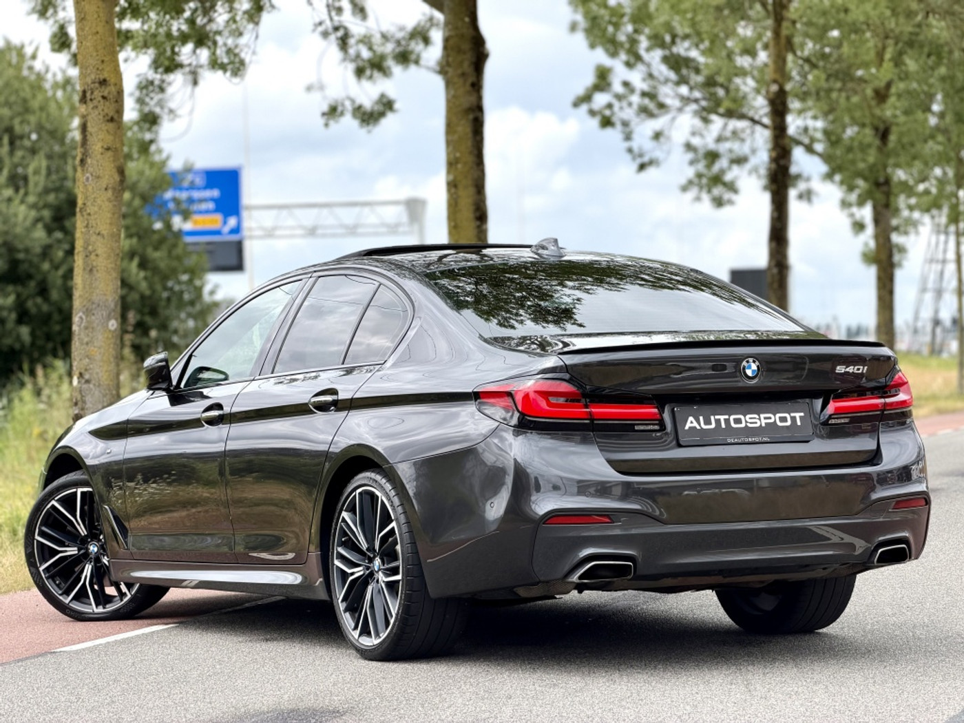 Foto van BMW 540i