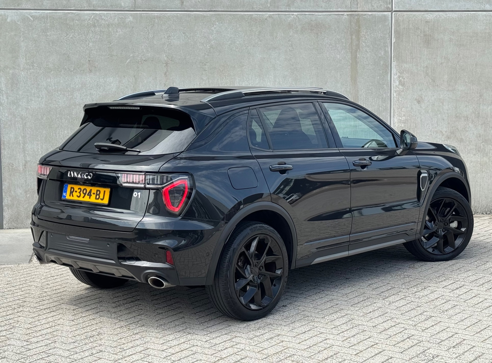 Foto van Lynk&co LYNK & Co 01