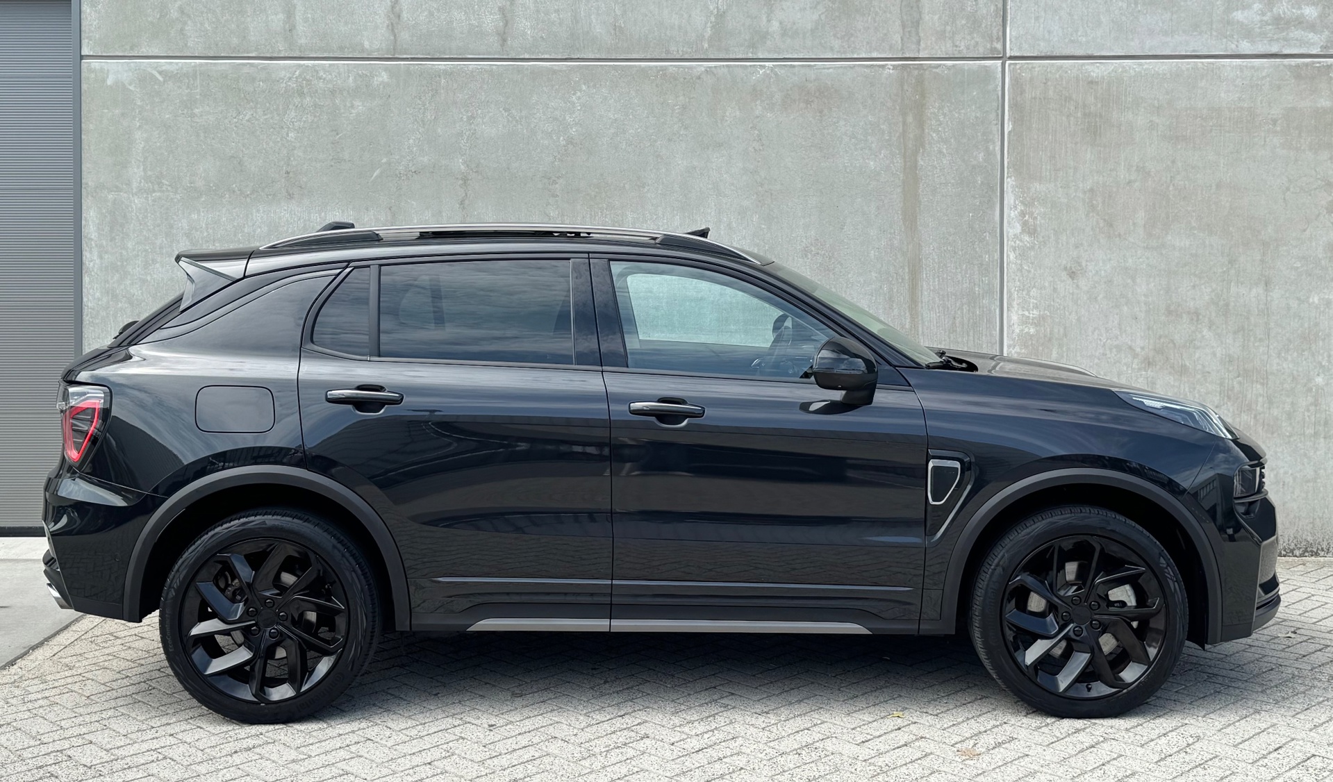 Foto van Lynk&co LYNK & Co 01