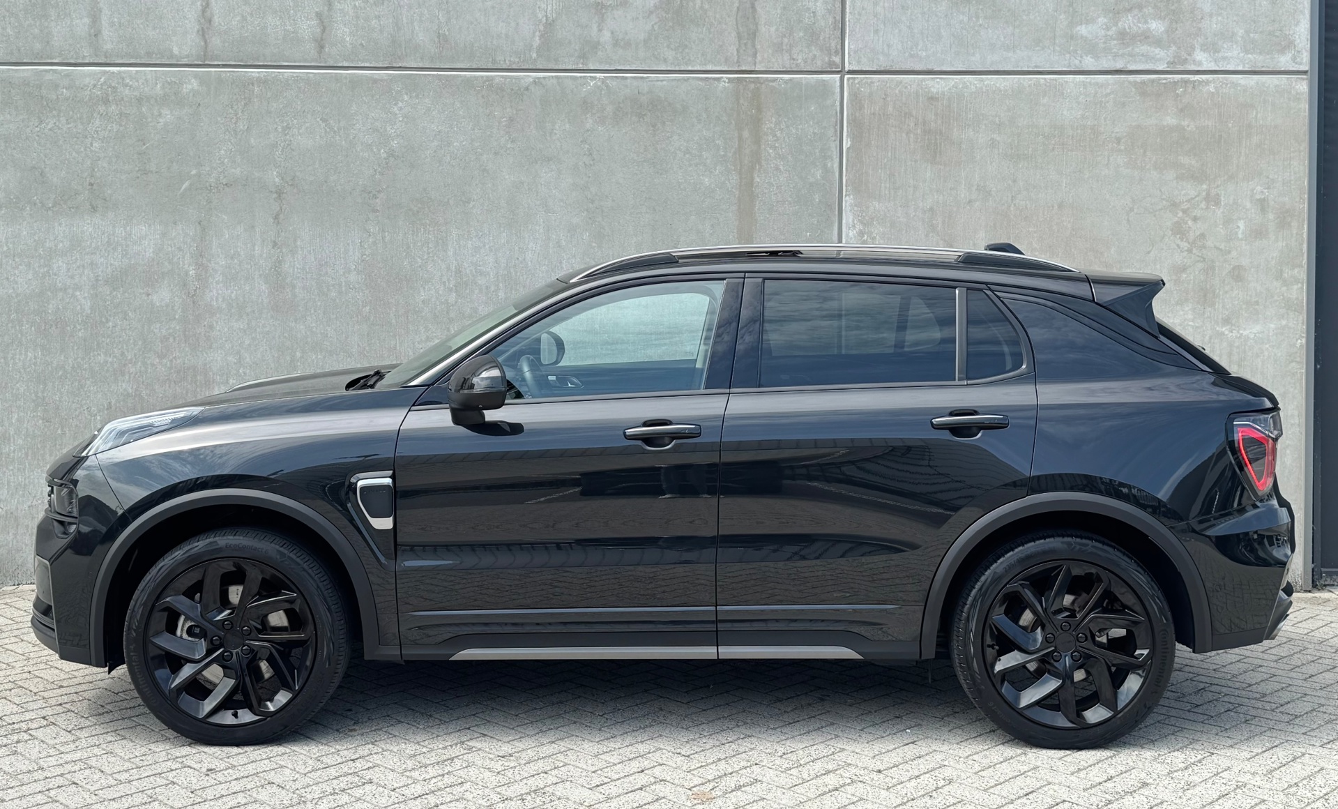 Foto van Lynk&co LYNK & Co 01