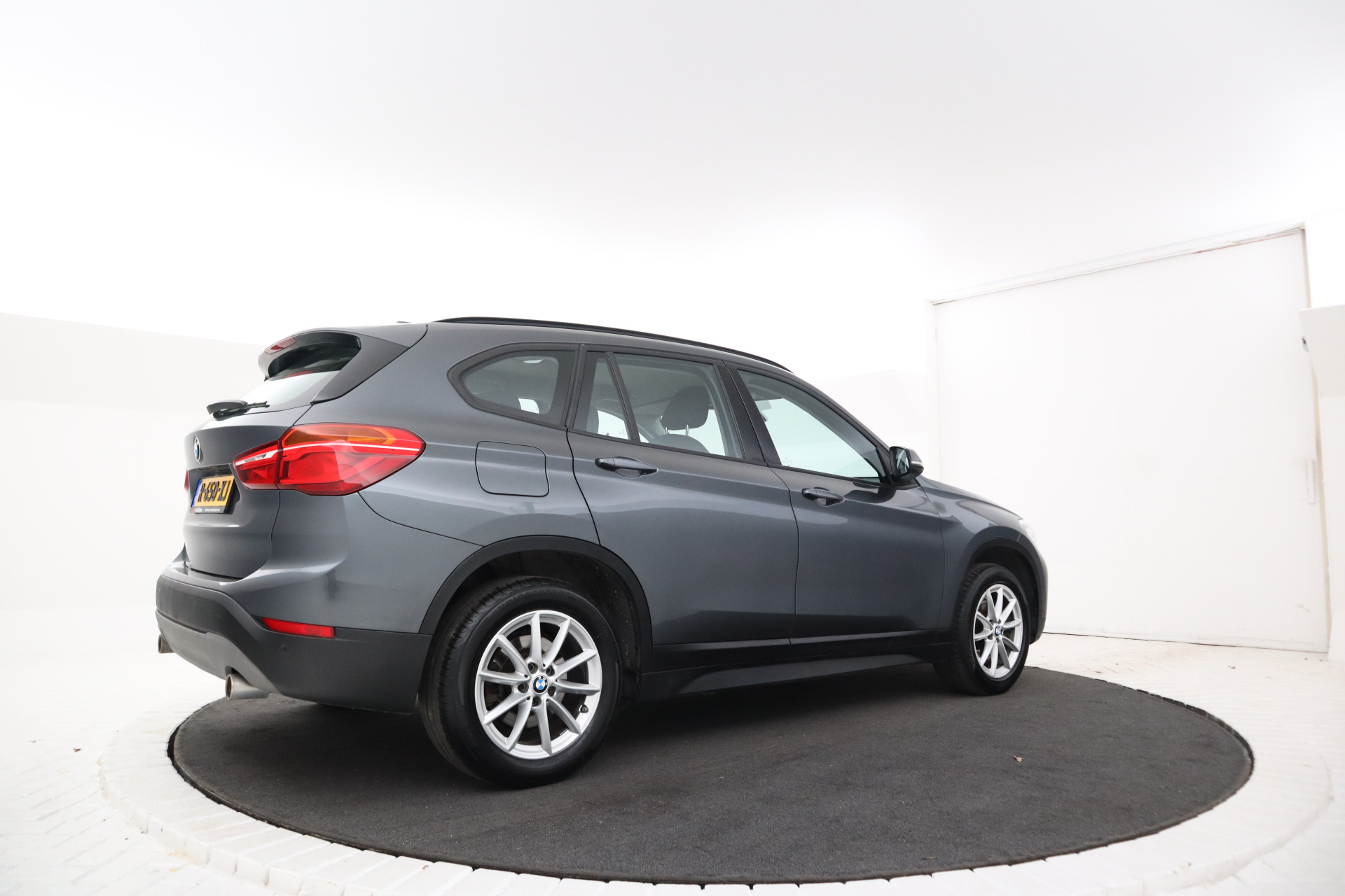 Foto van BMW X1 Sdrive20i