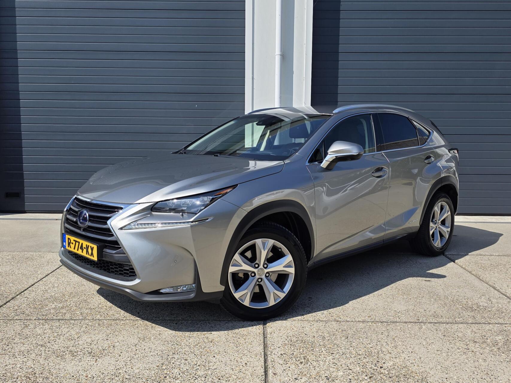 Lexus Lexus Nx300h 300h AWD President Line | 2 JAAR GARANTIE 2016 - voorkant