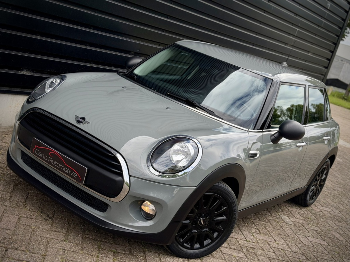 Foto van Mini One