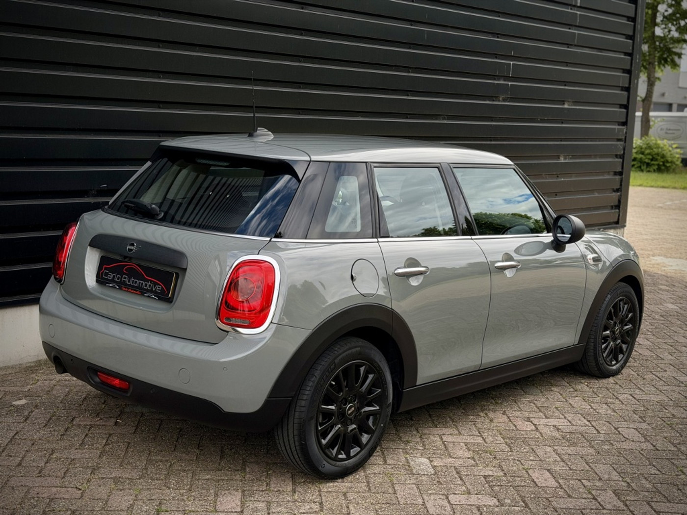 Foto van Mini One