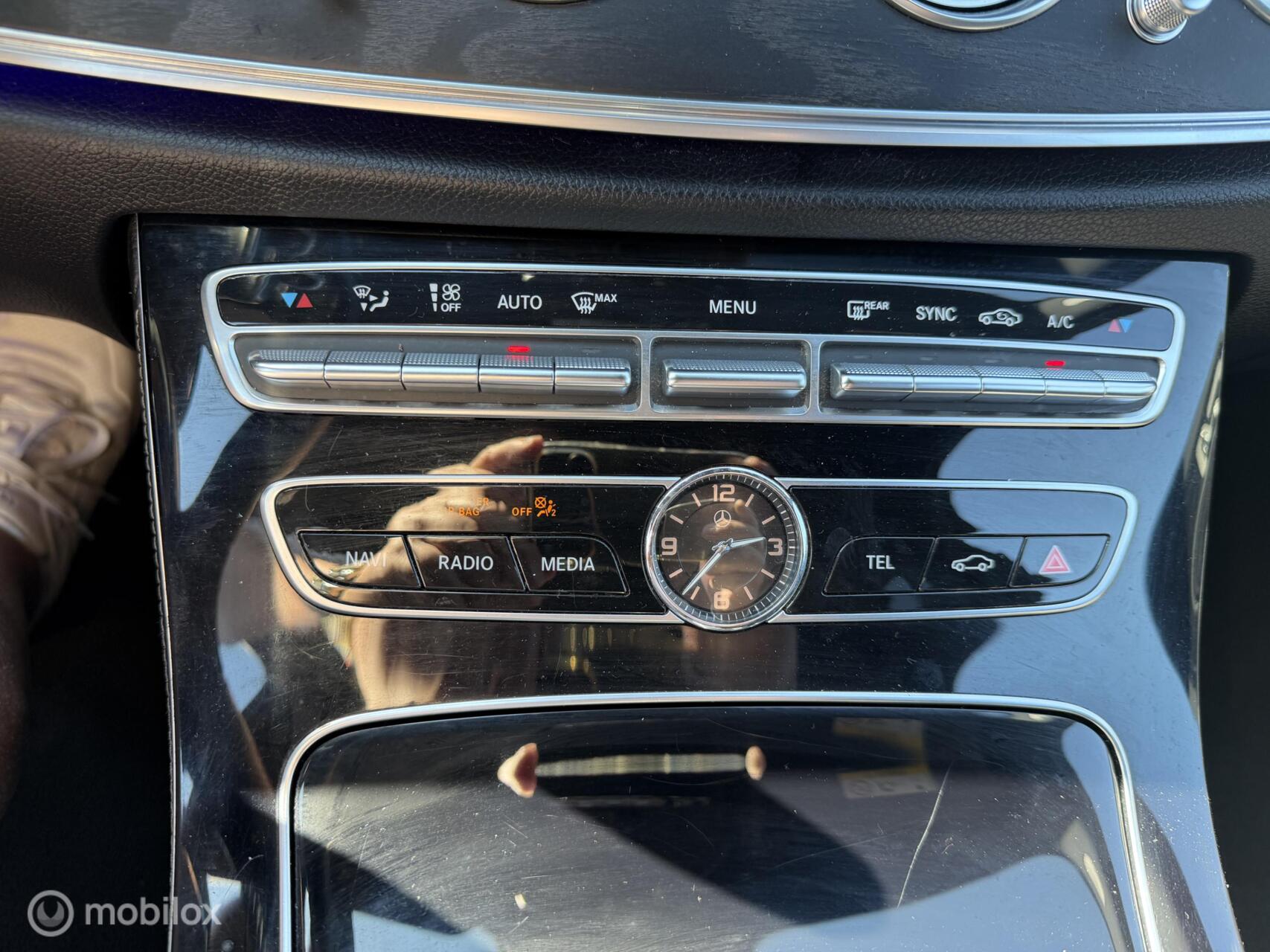 Foto van Mercedes-Benz E 220 D
