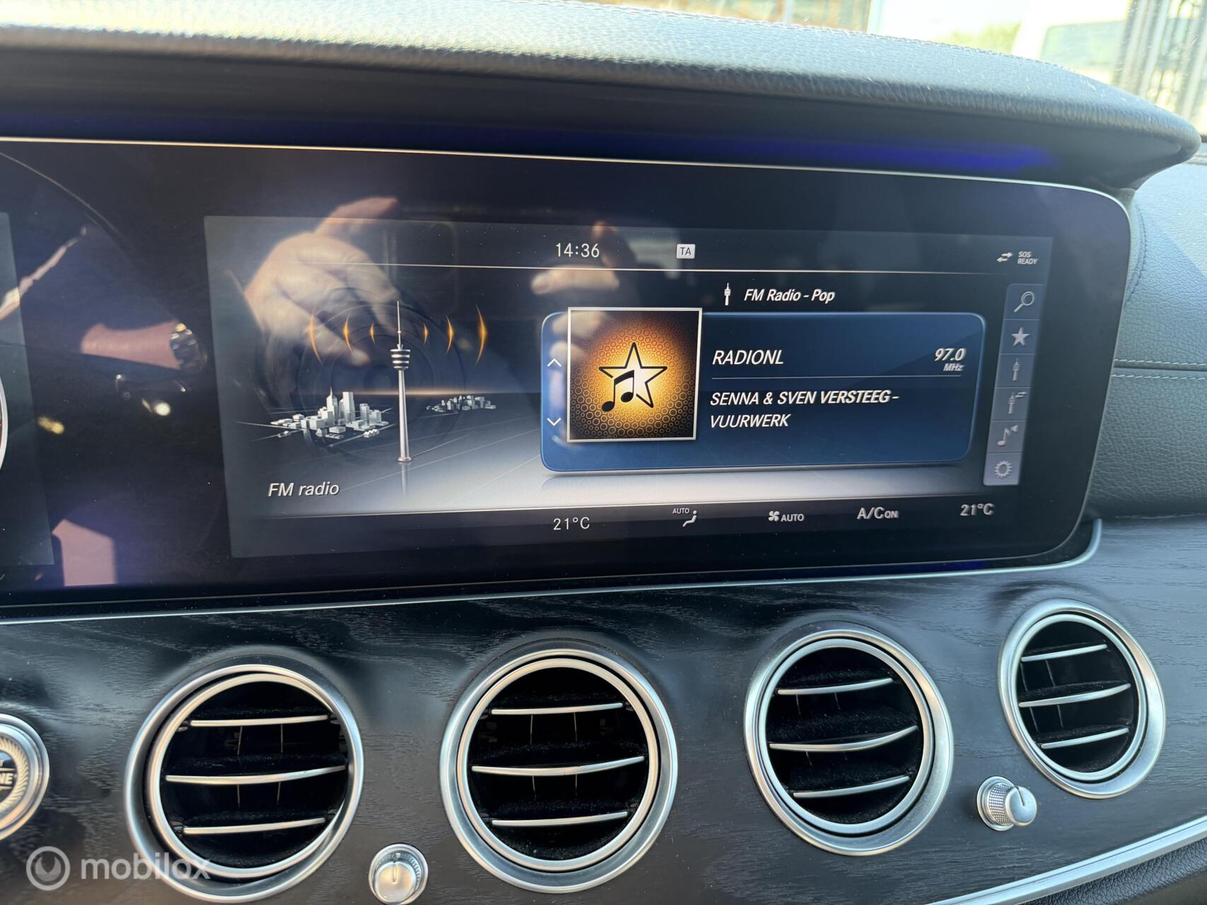 Foto van Mercedes-Benz E 220 D