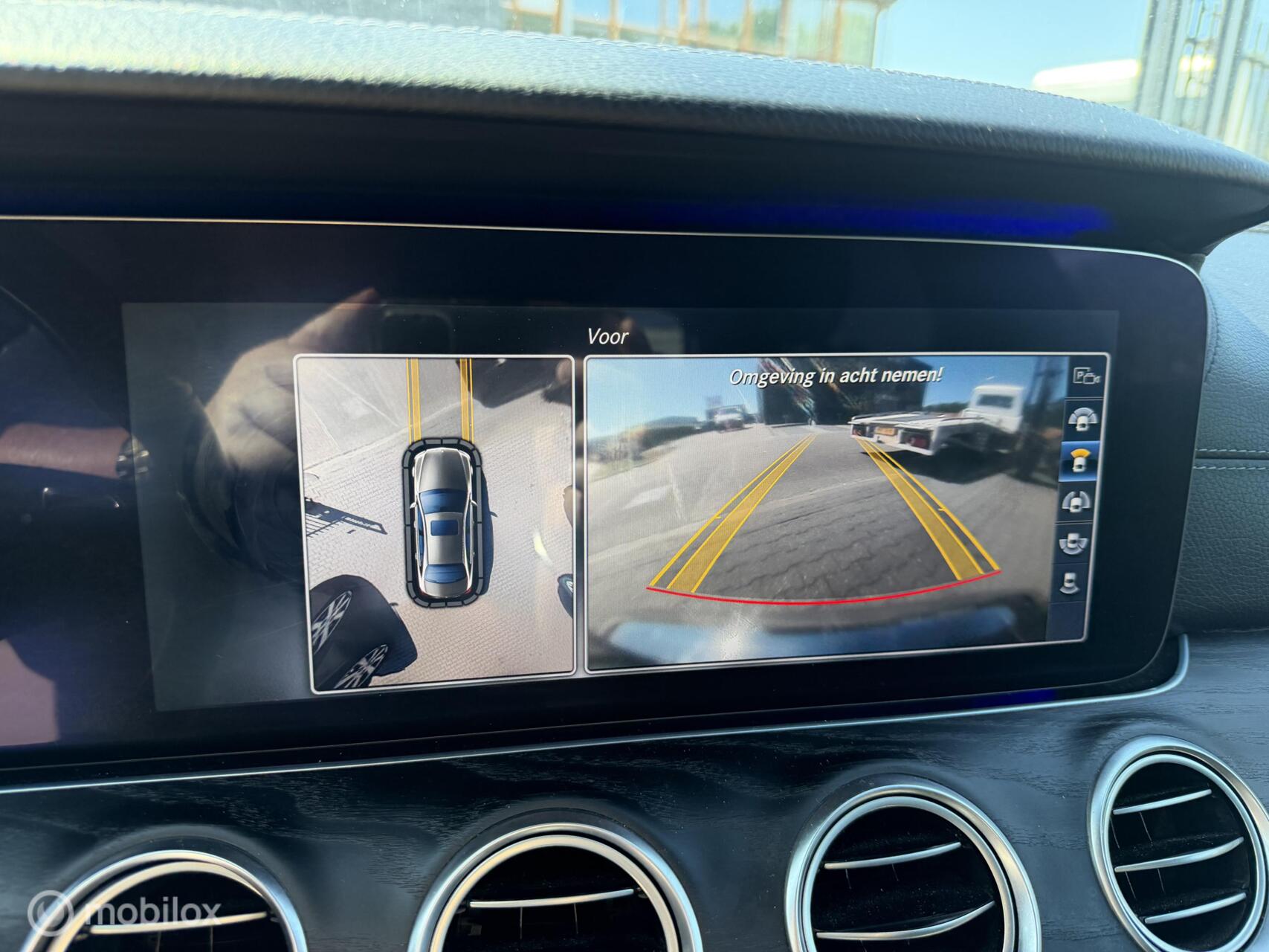 Foto van Mercedes-Benz E 220 D