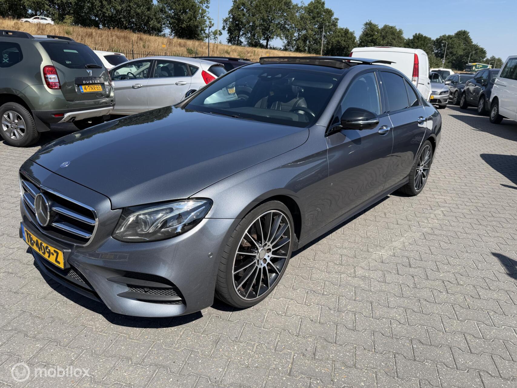 Foto van Mercedes-Benz E 220 D