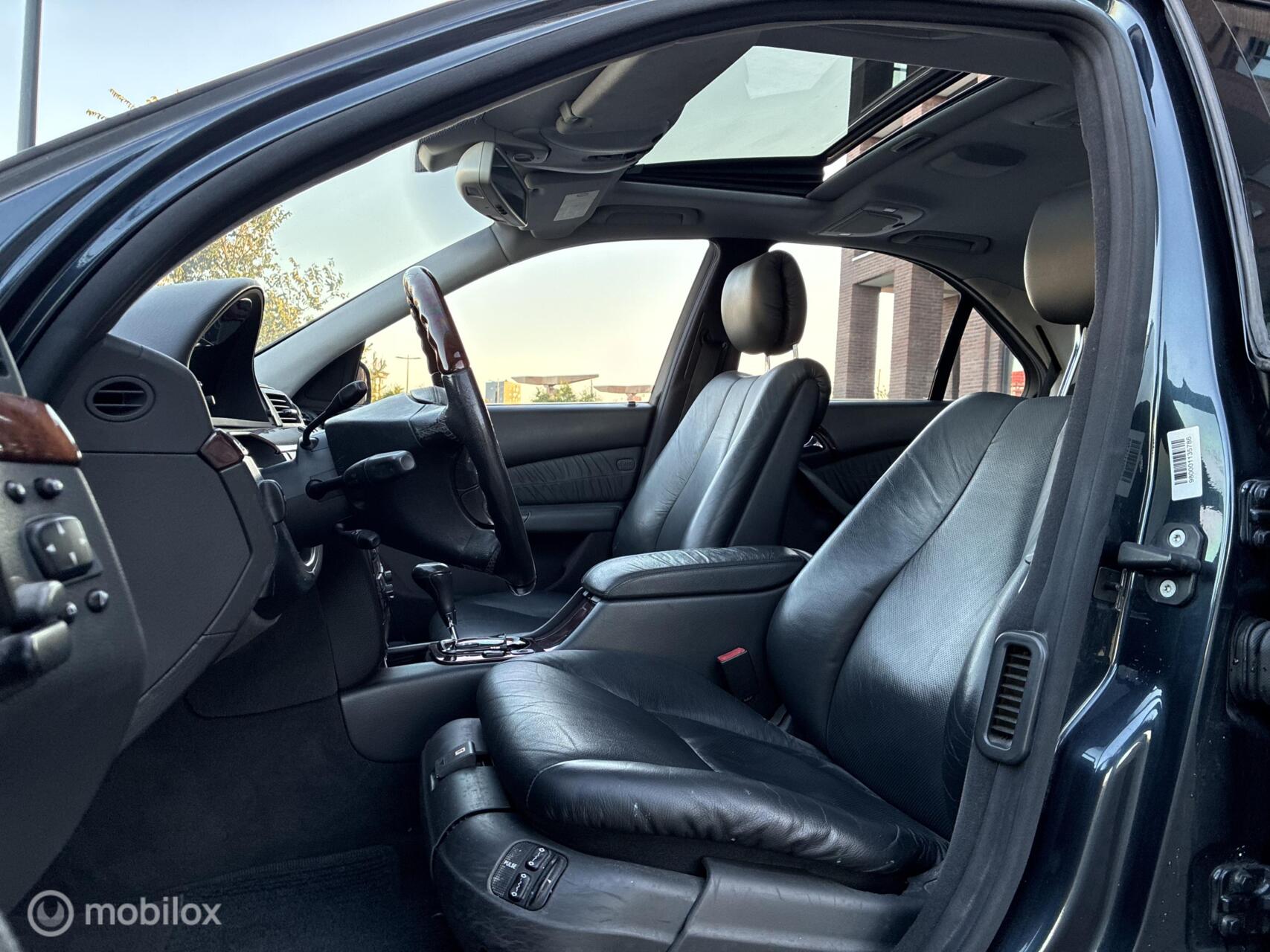 Foto van Mercedes-Benz S 500
