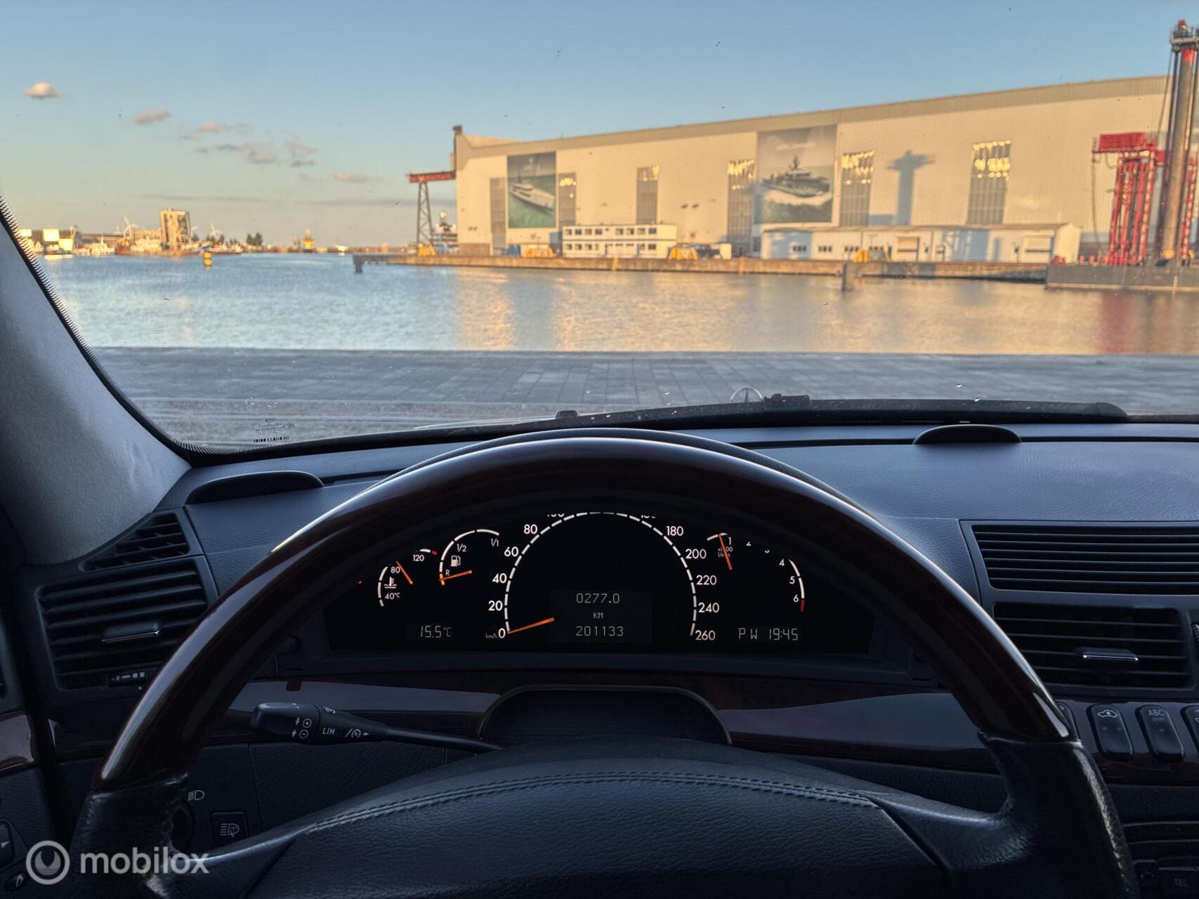 Foto van Mercedes-Benz S 500