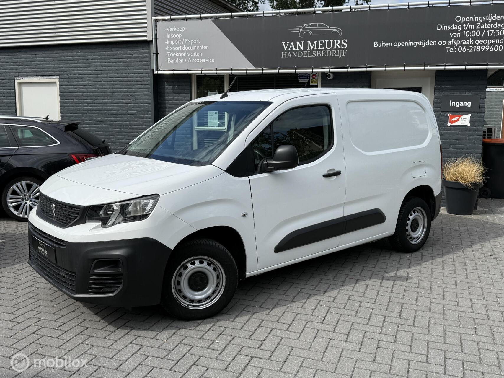 Foto van Peugeot Partner