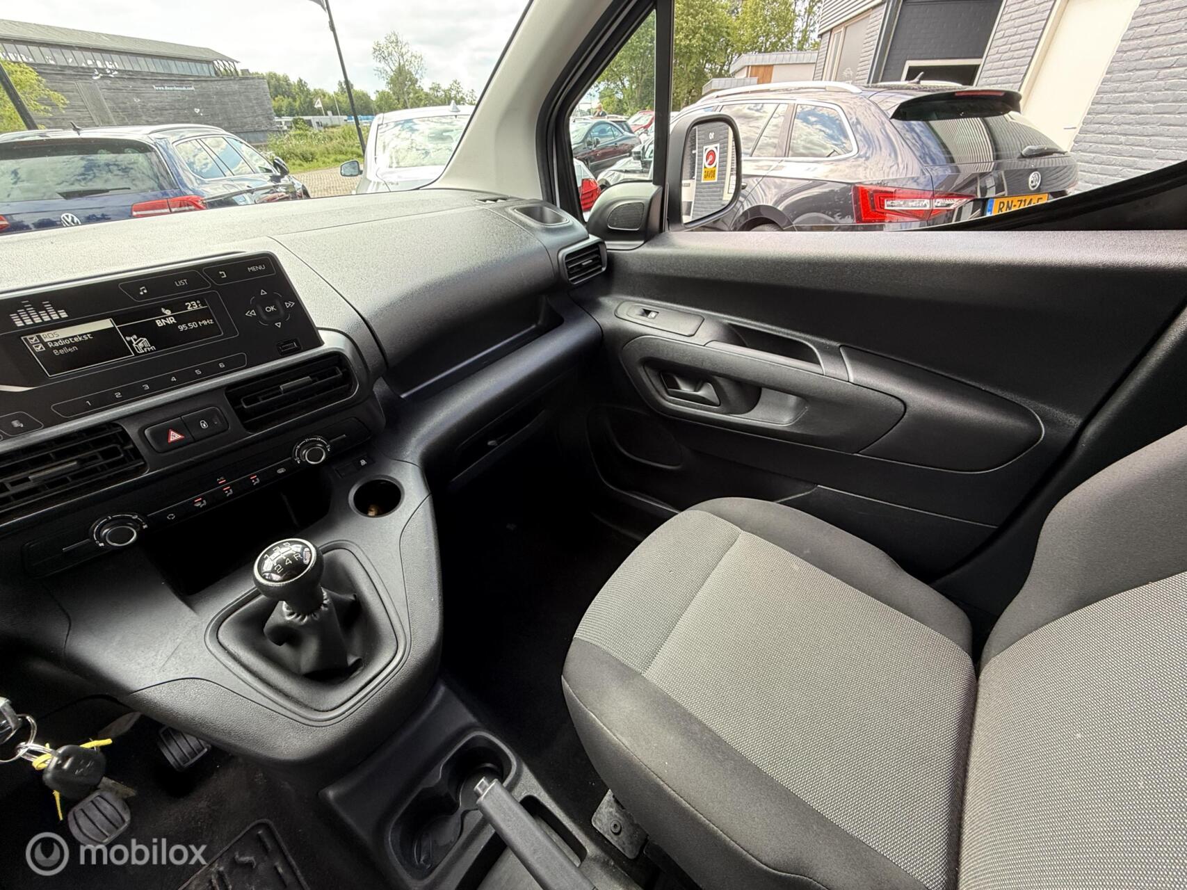 Foto van Peugeot Partner