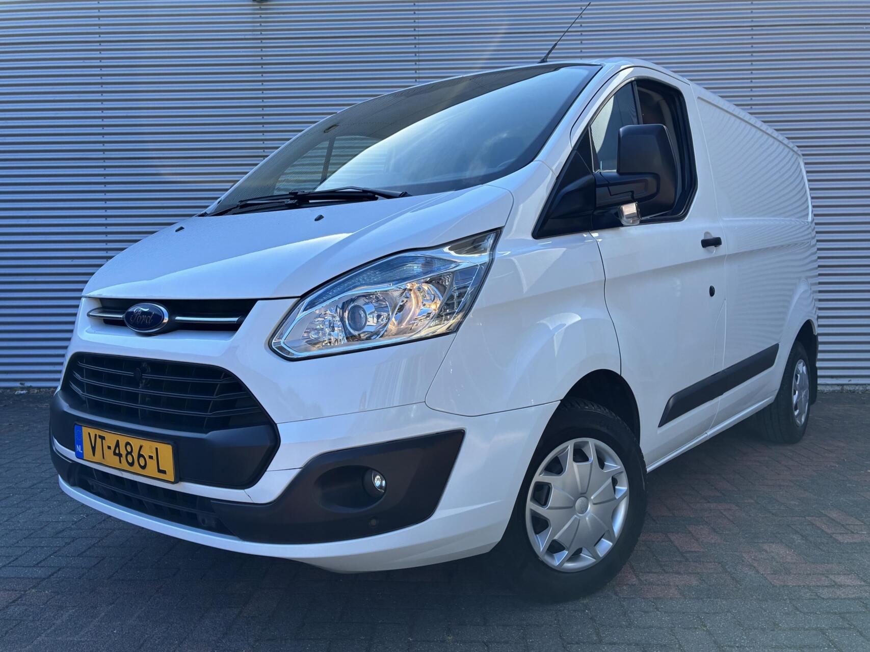 Ford Transit Custom 250 2.2 TDCI L1H1 Airco Navi 3 Zits 2016 Eerste Eigenaar NL Auto Perfecte Staat 2016 - voorkant