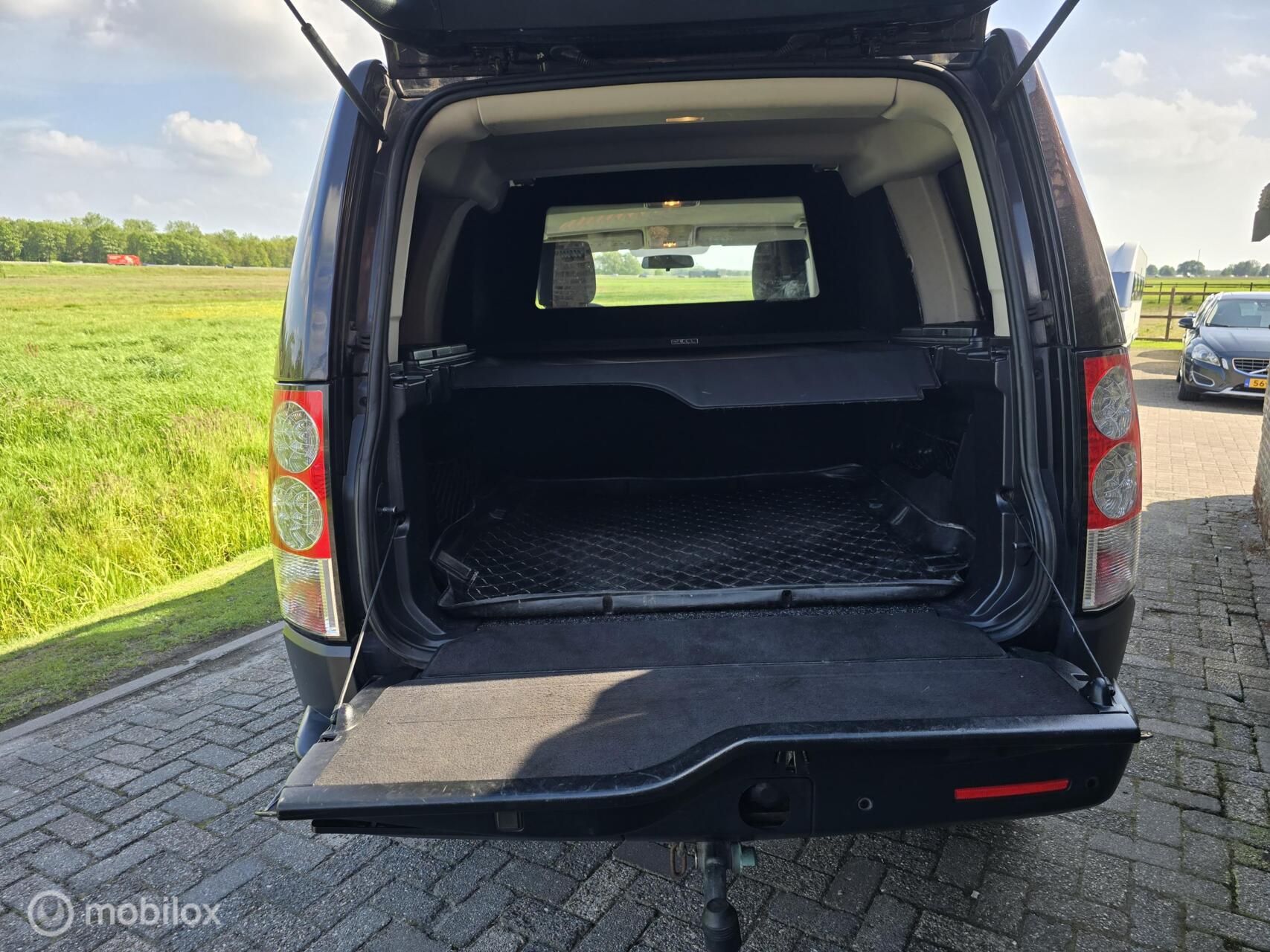 Foto van Land Rover Discovery 4