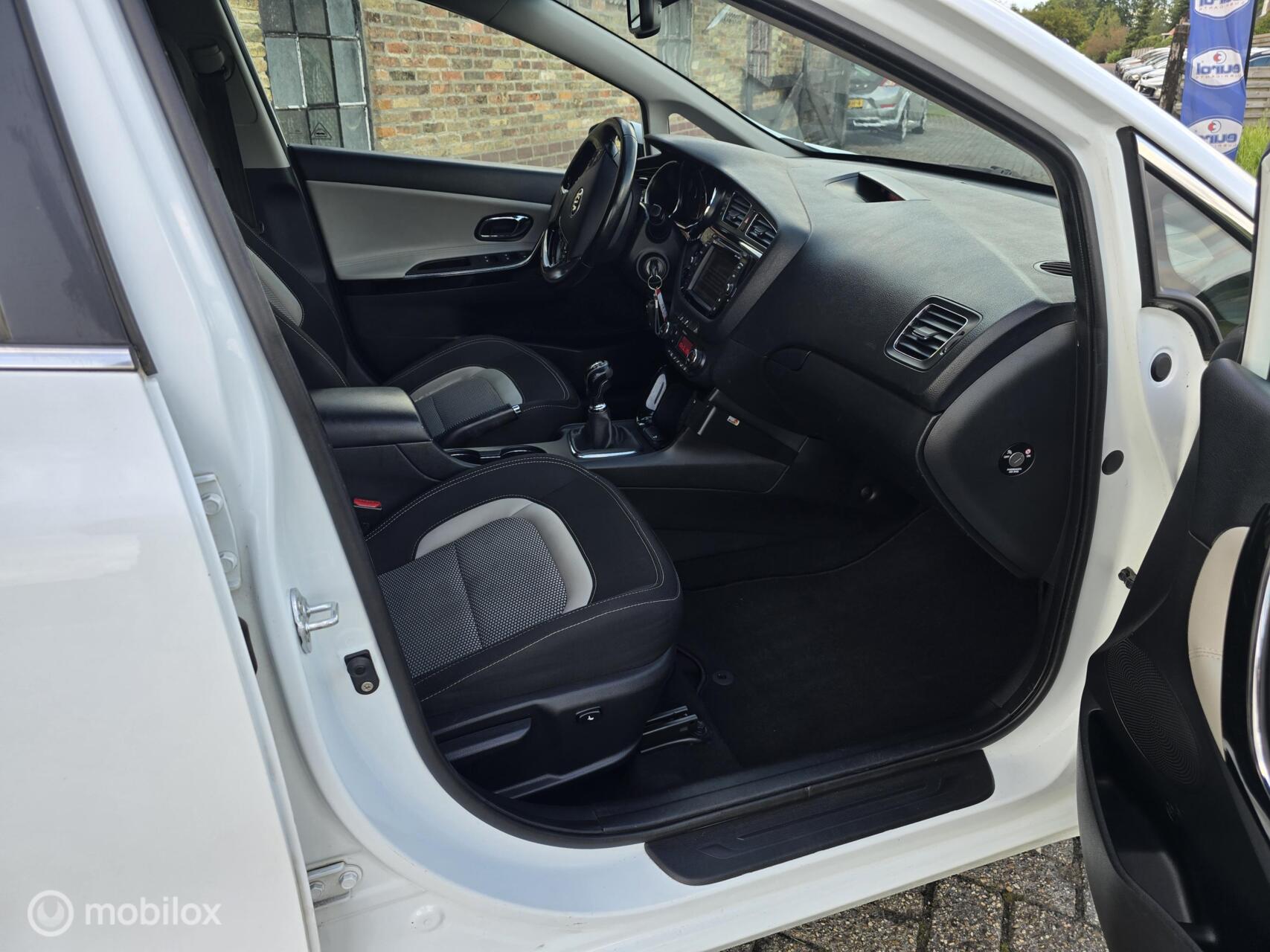 Foto van Kia Cee D