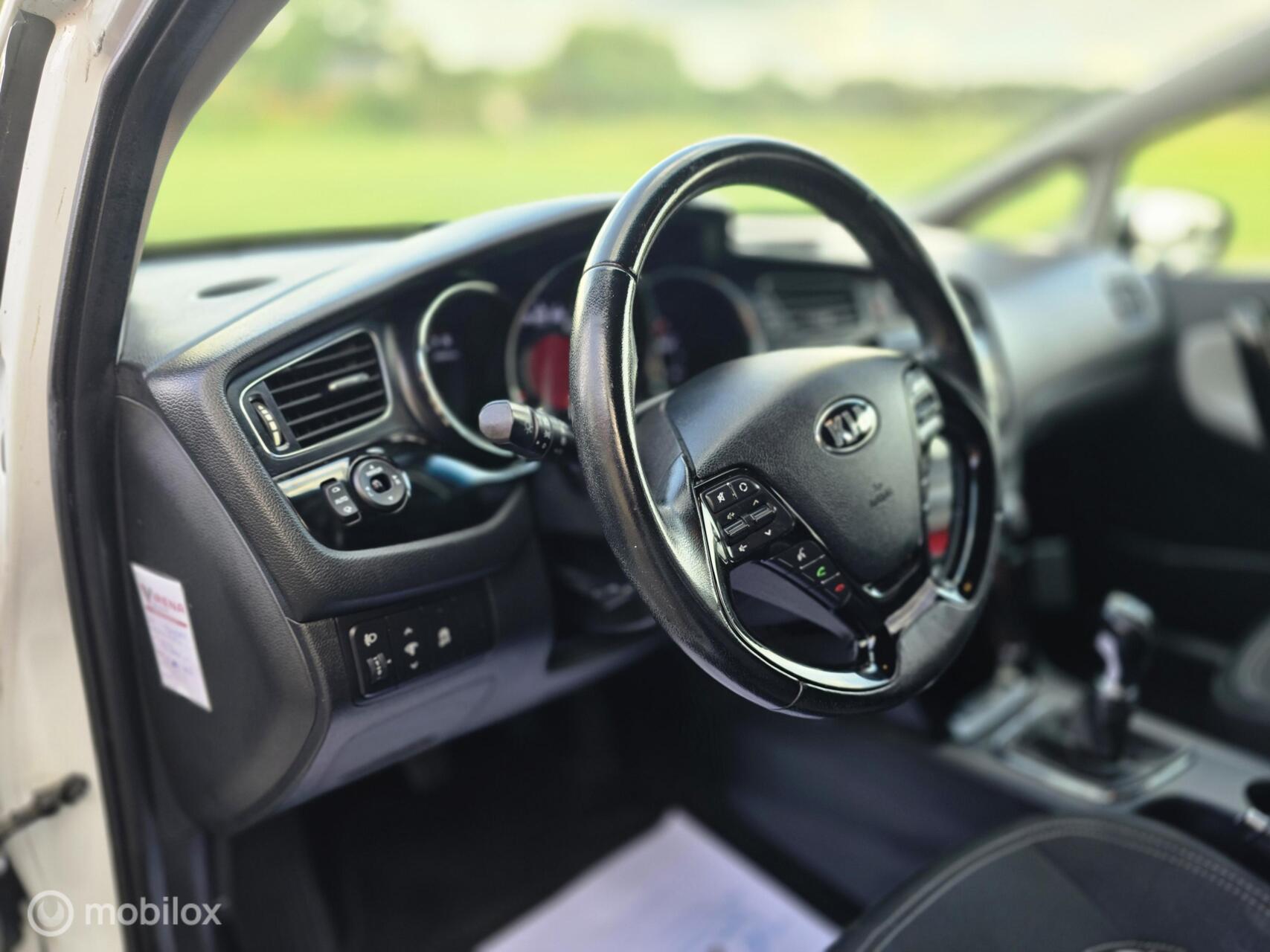 Foto van Kia Cee D