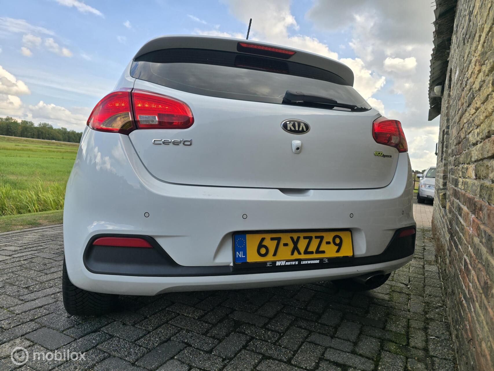 Foto van Kia Cee D
