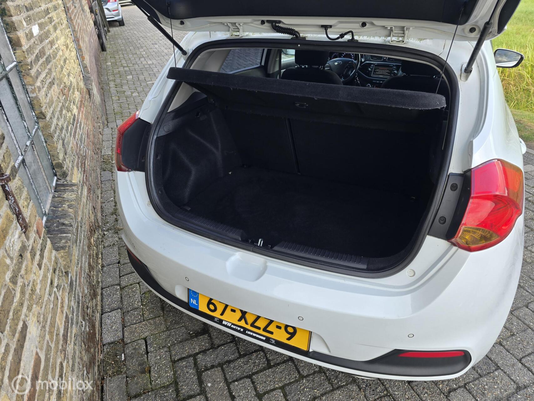 Foto van Kia Cee D