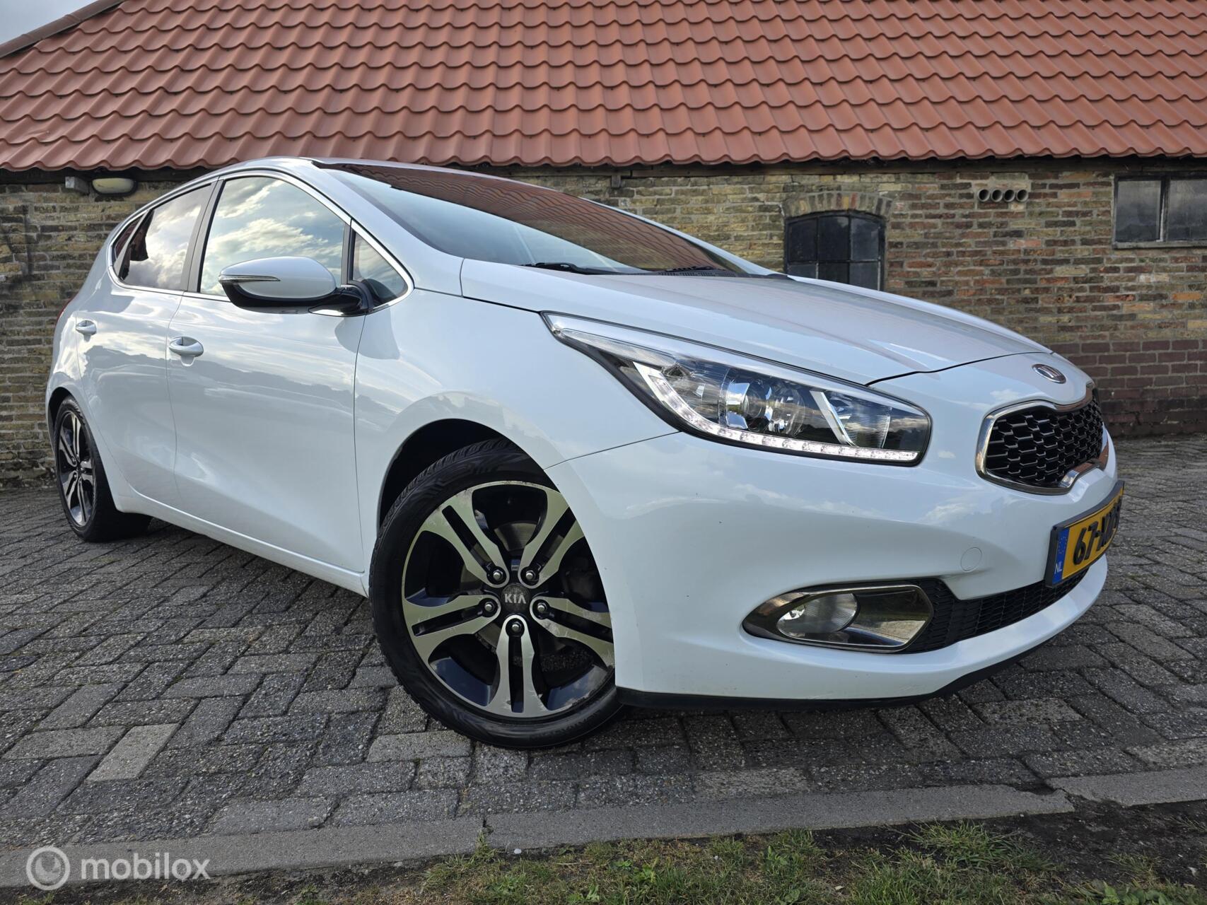 Foto van Kia Cee D