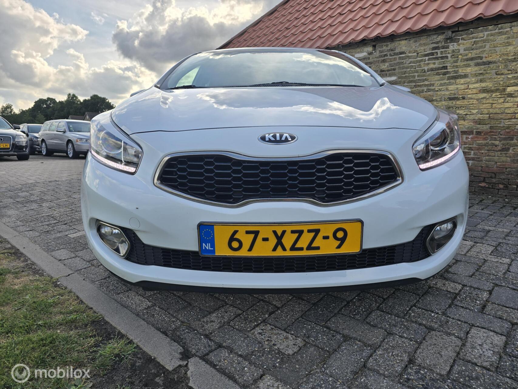 Foto van Kia Cee D