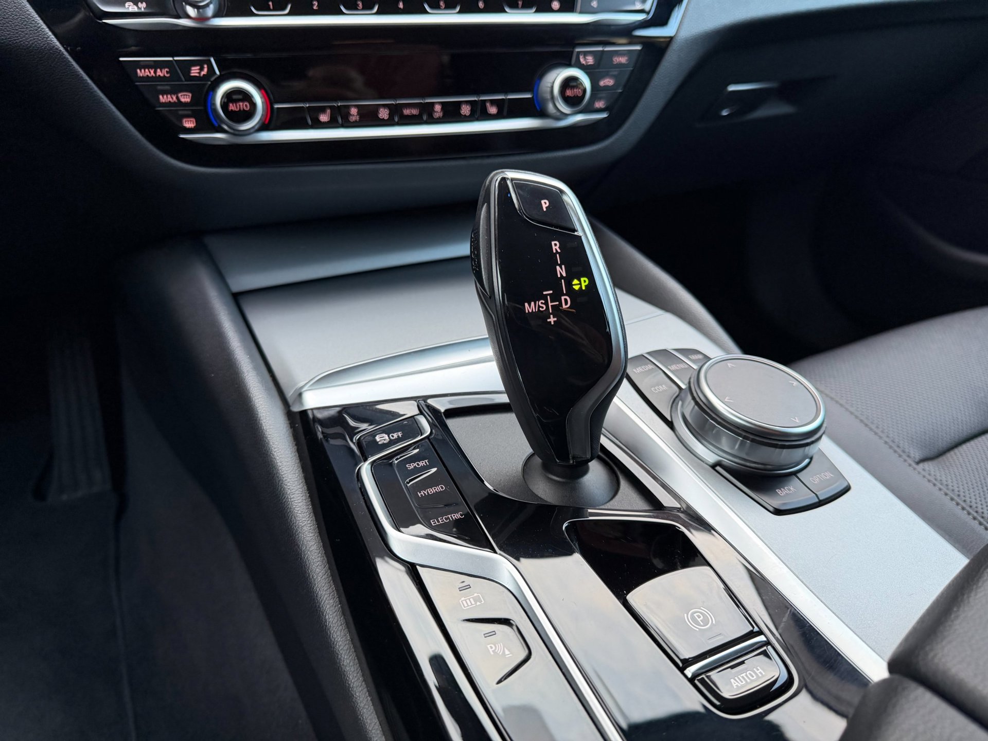 Foto van BMW 530e