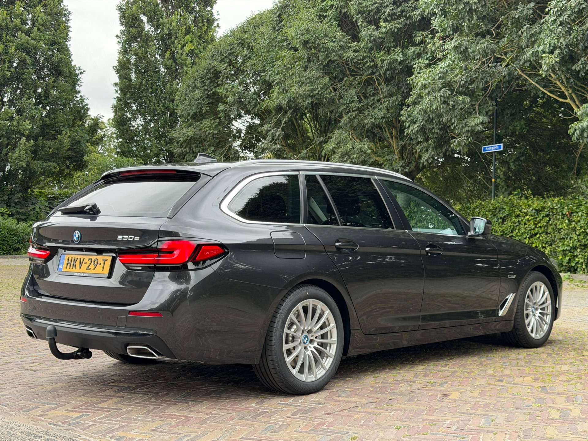 Foto van BMW 530e
