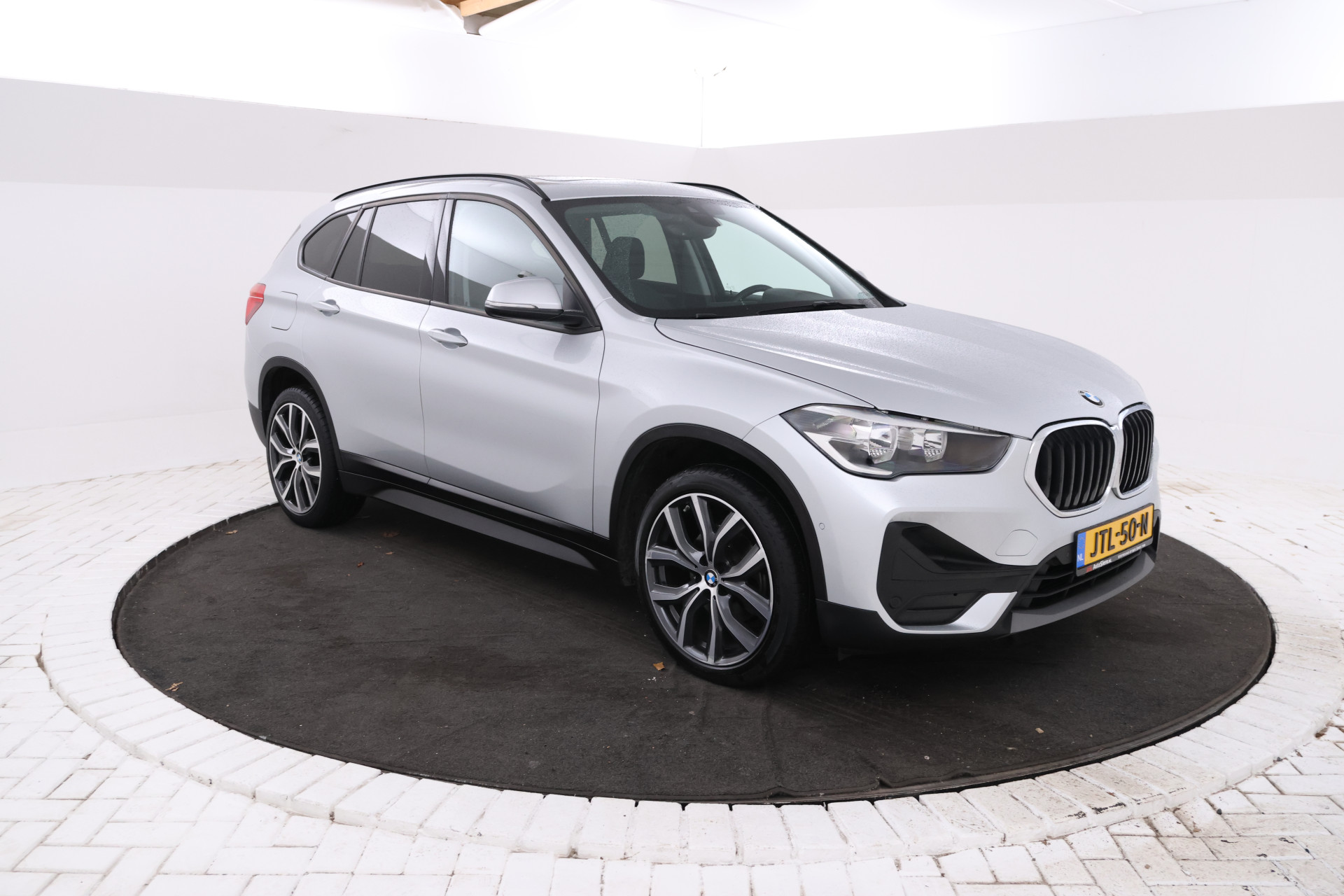 Foto van BMW X1 Sdrive18d