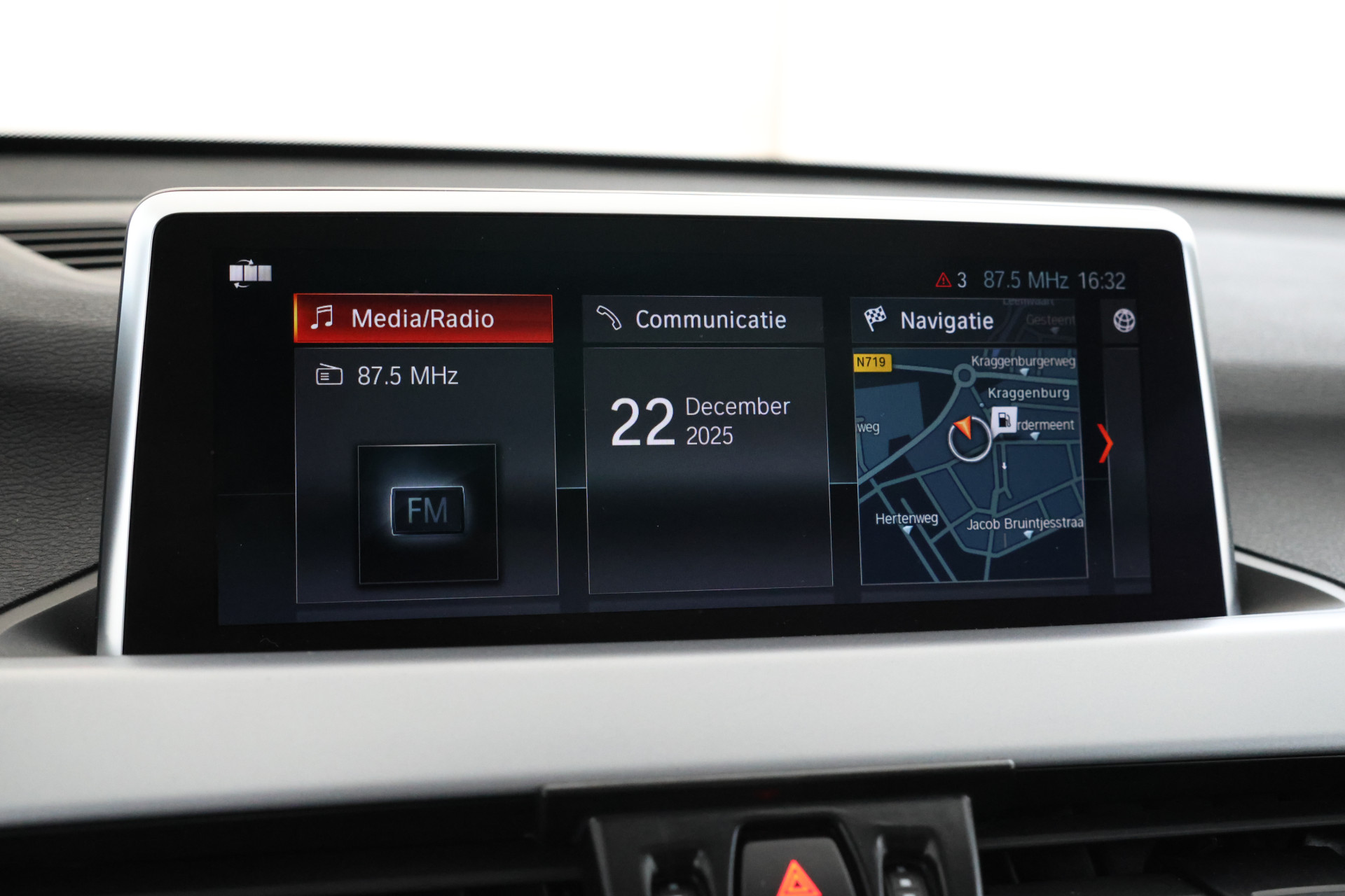 Foto van BMW X1 Sdrive18d