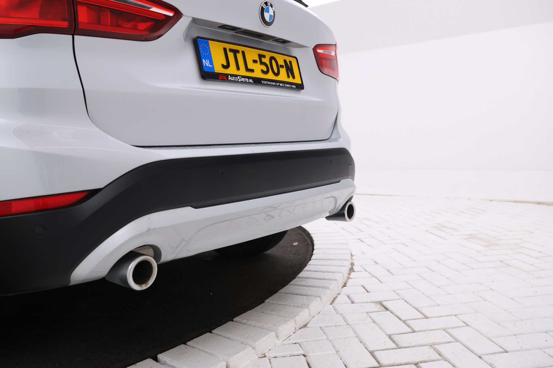 Foto van BMW X1 Sdrive18d