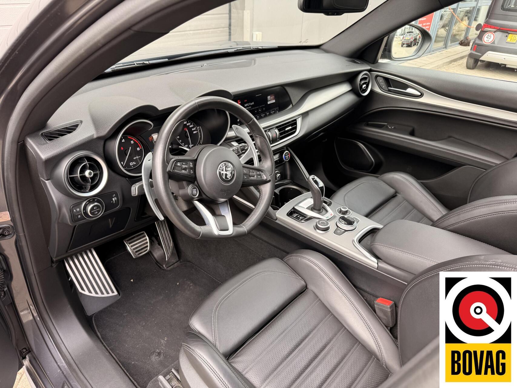Foto van Alfa Romeo Stelvio Quadrifoglio