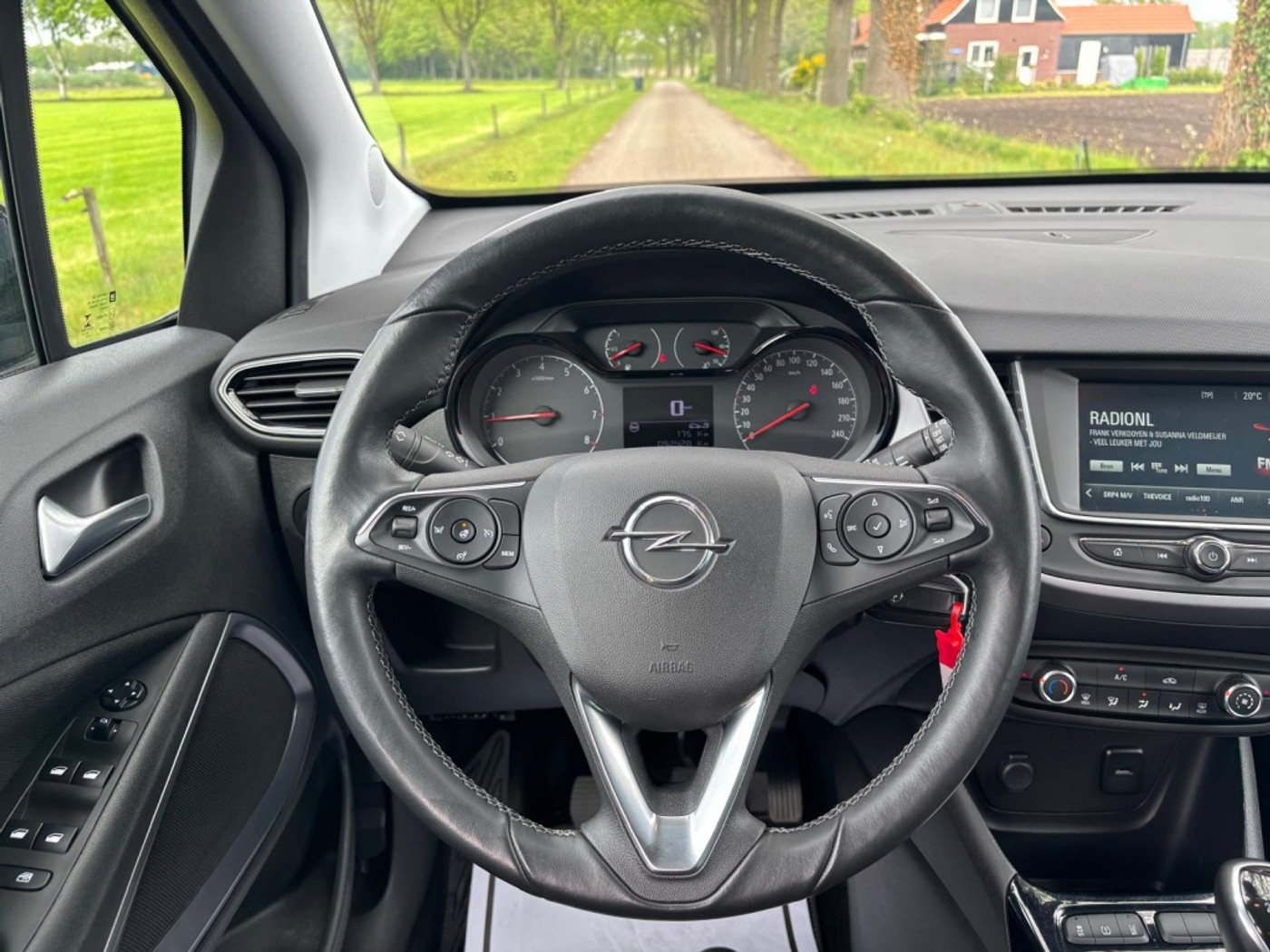 Foto van Opel Crossland X