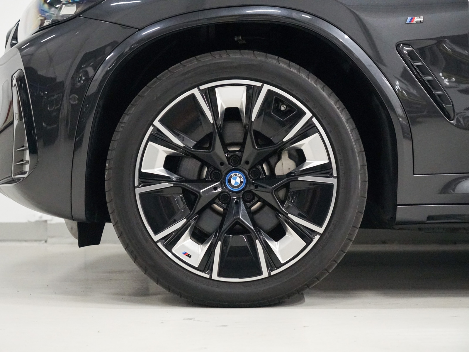 Foto van BMW Ix3