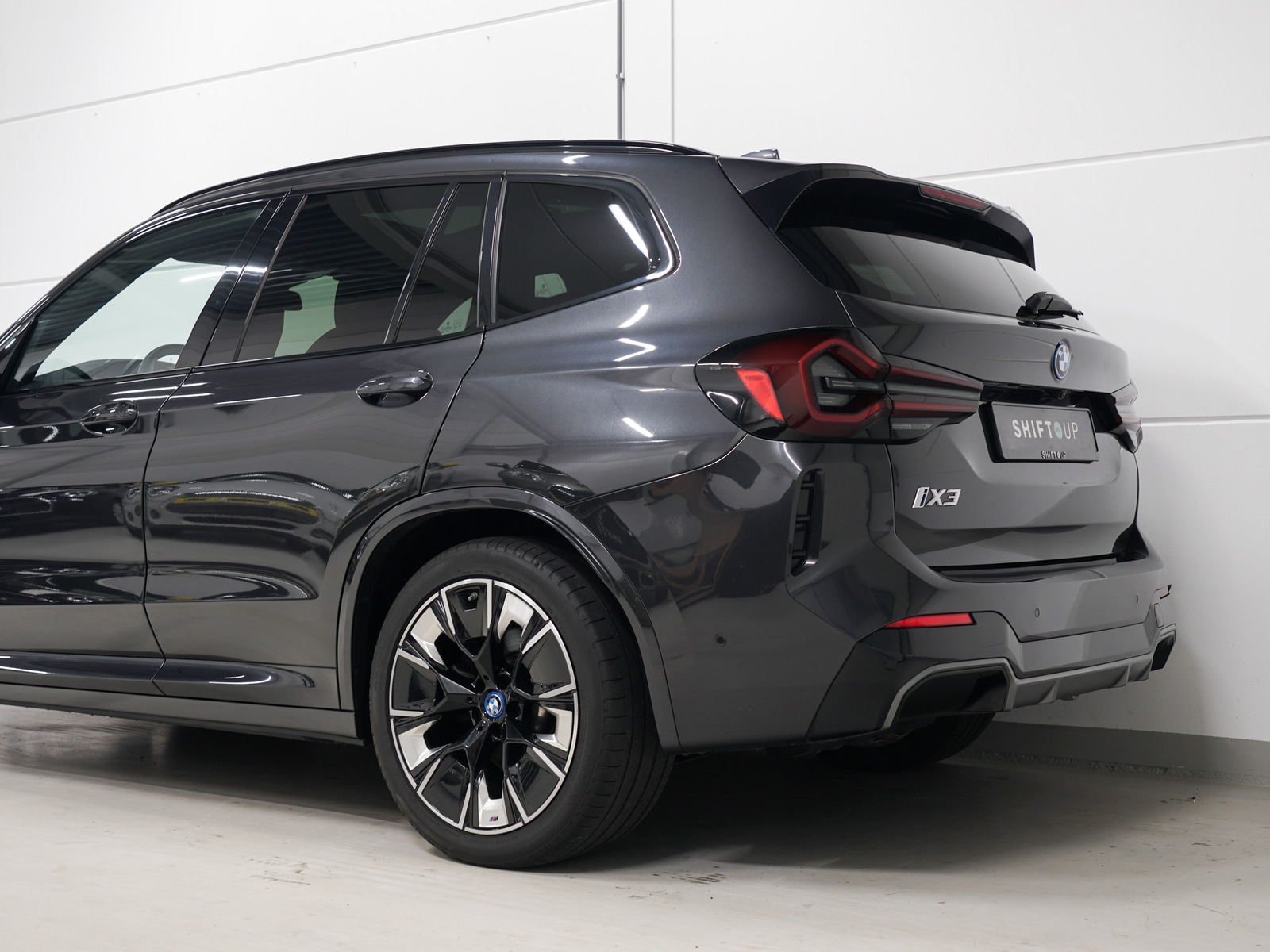Foto van BMW Ix3