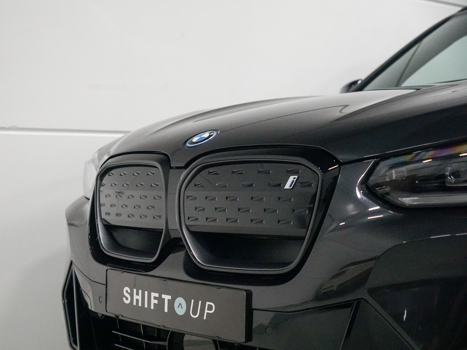 Foto van BMW Ix3