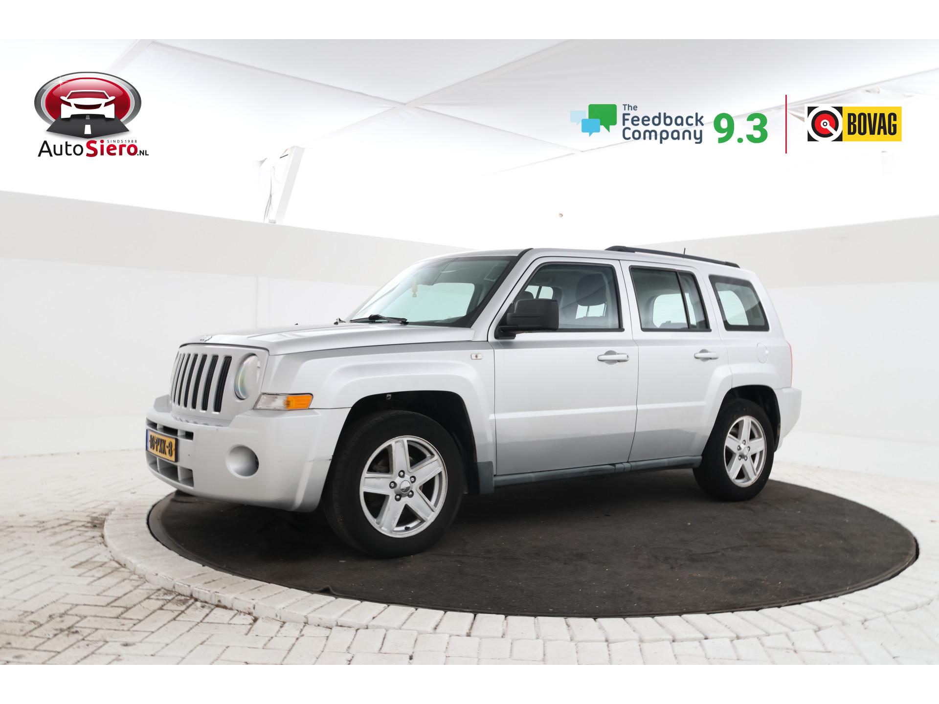 Jeep Patriot 2.4 Sport Liberty 2011 - voorkant