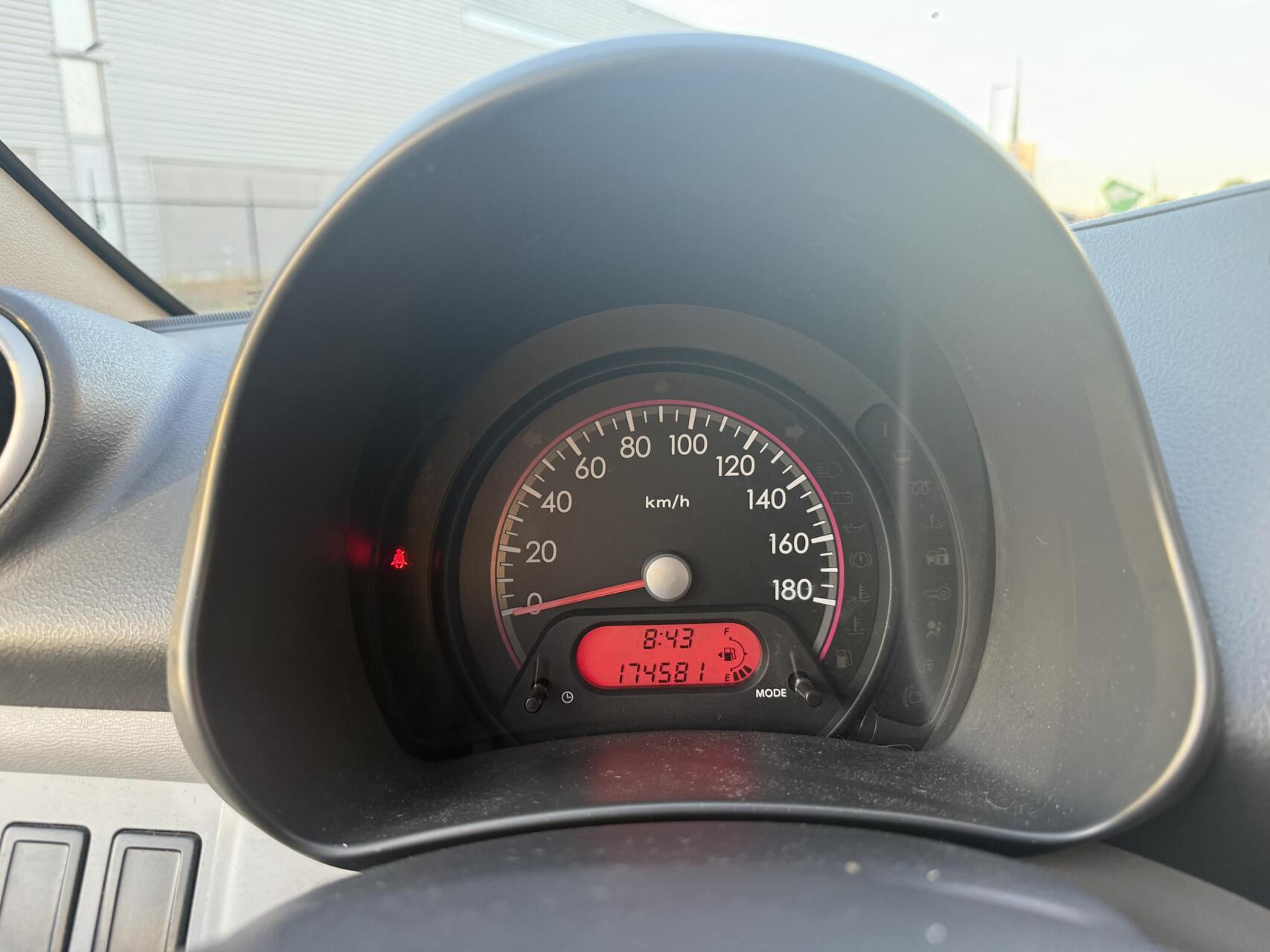 Foto van Nissan Nissan Pixo