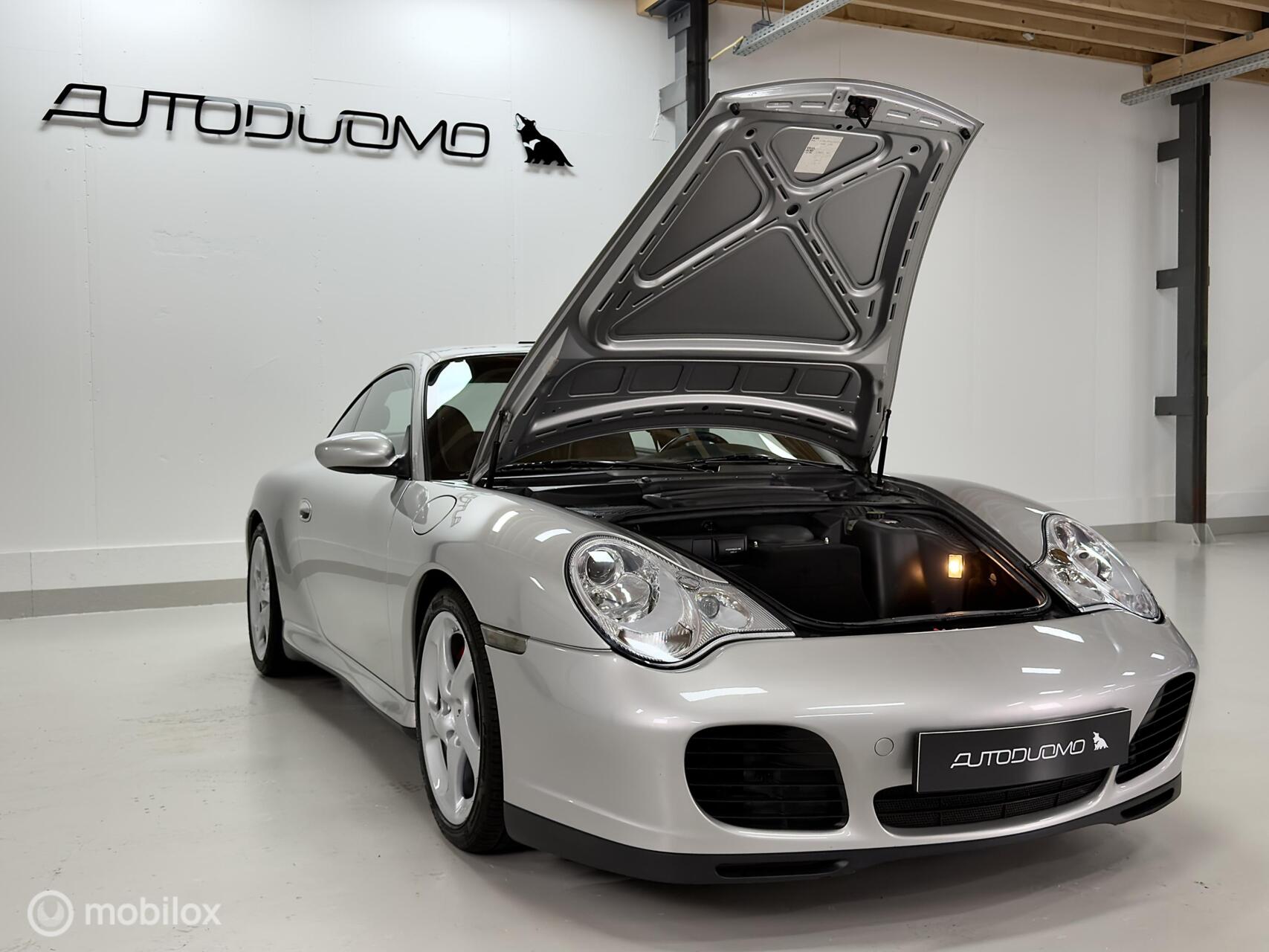Foto van Porsche 911 Carrera 4s